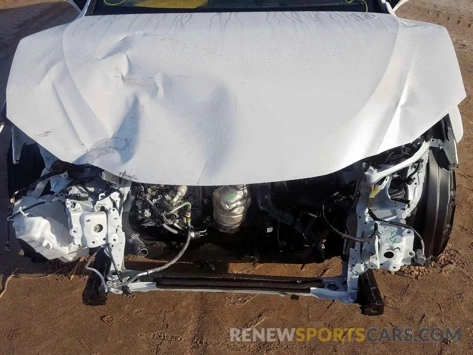 9 Photograph of a damaged car 58ABZ1B18KU008809 LEXUS ES350 2019