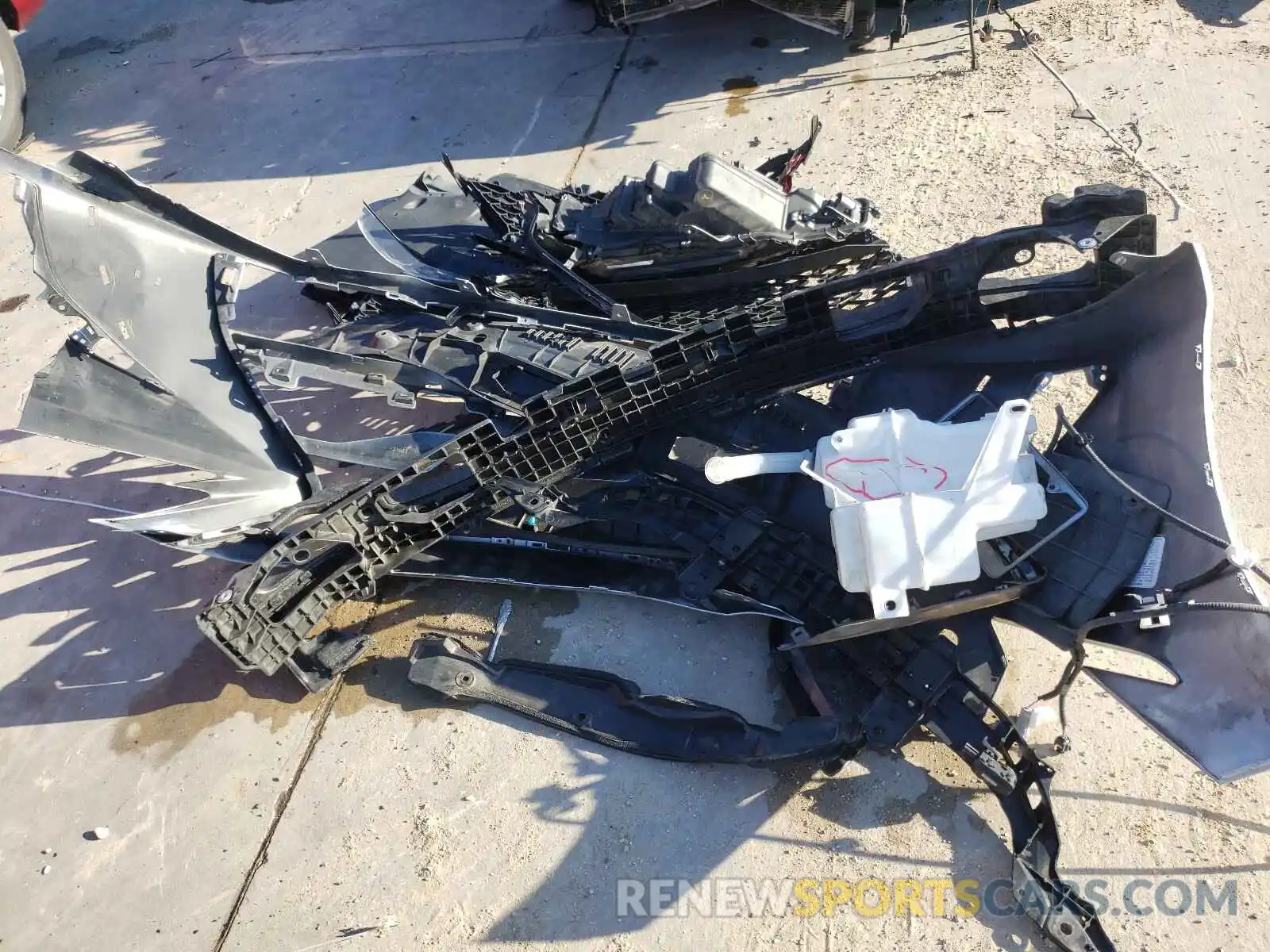 9 Фотография поврежденного автомобиля 58ABZ1B18KU008969 LEXUS ES350 2019