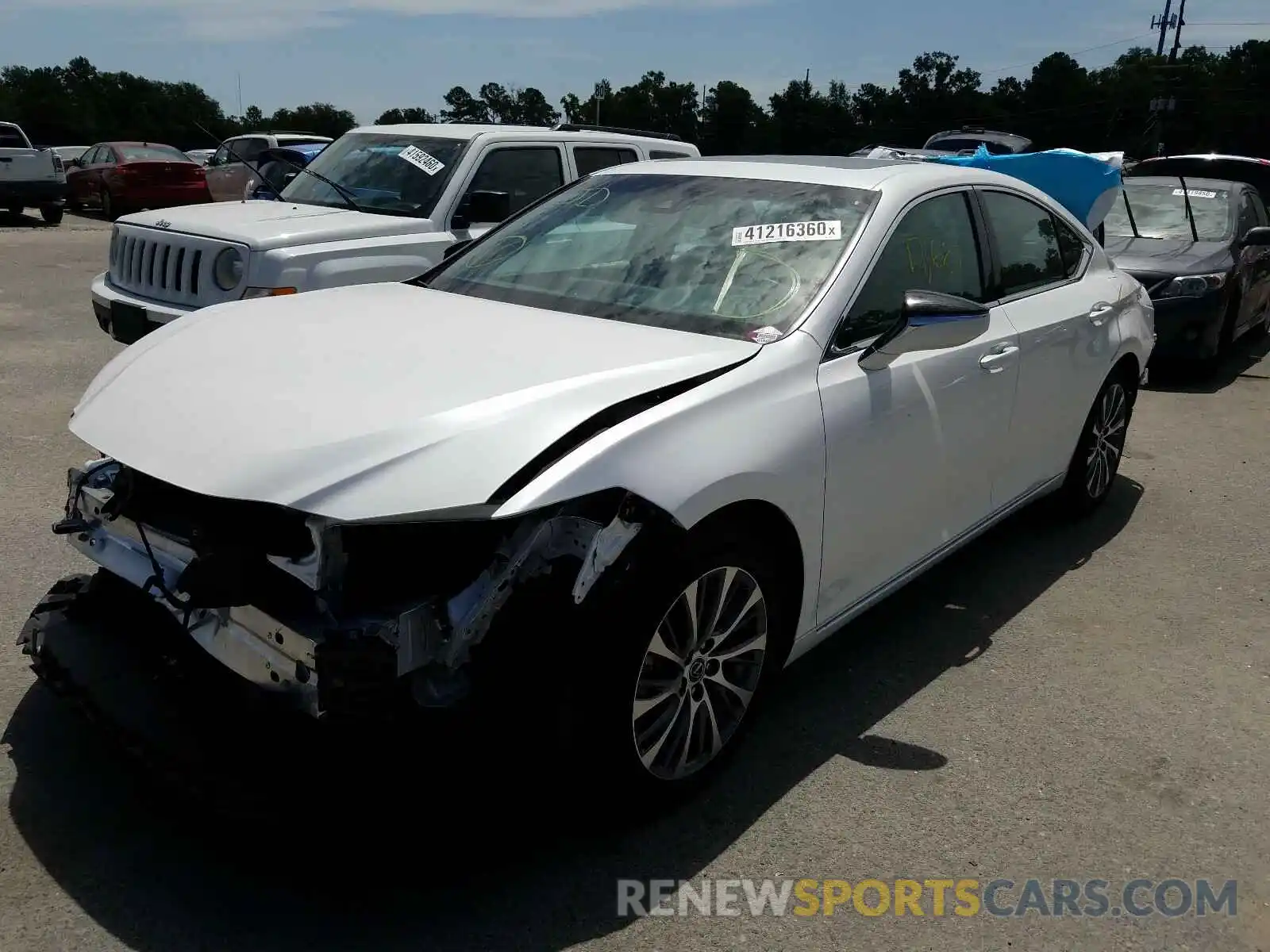 2 Photograph of a damaged car 58ABZ1B18KU010723 LEXUS ES350 2019