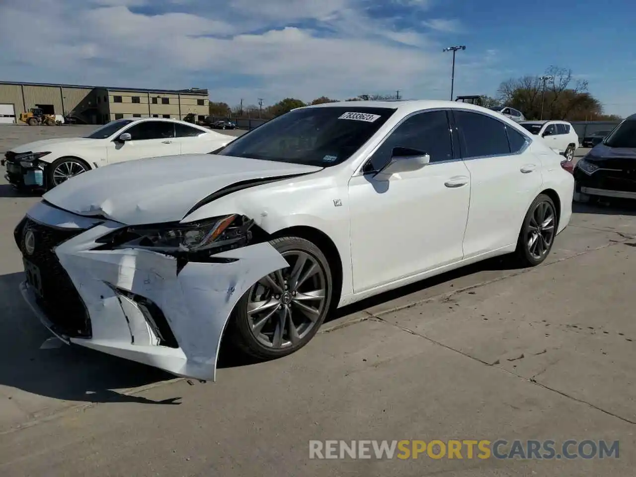 1 Photograph of a damaged car 58ABZ1B18KU015436 LEXUS ES350 2019