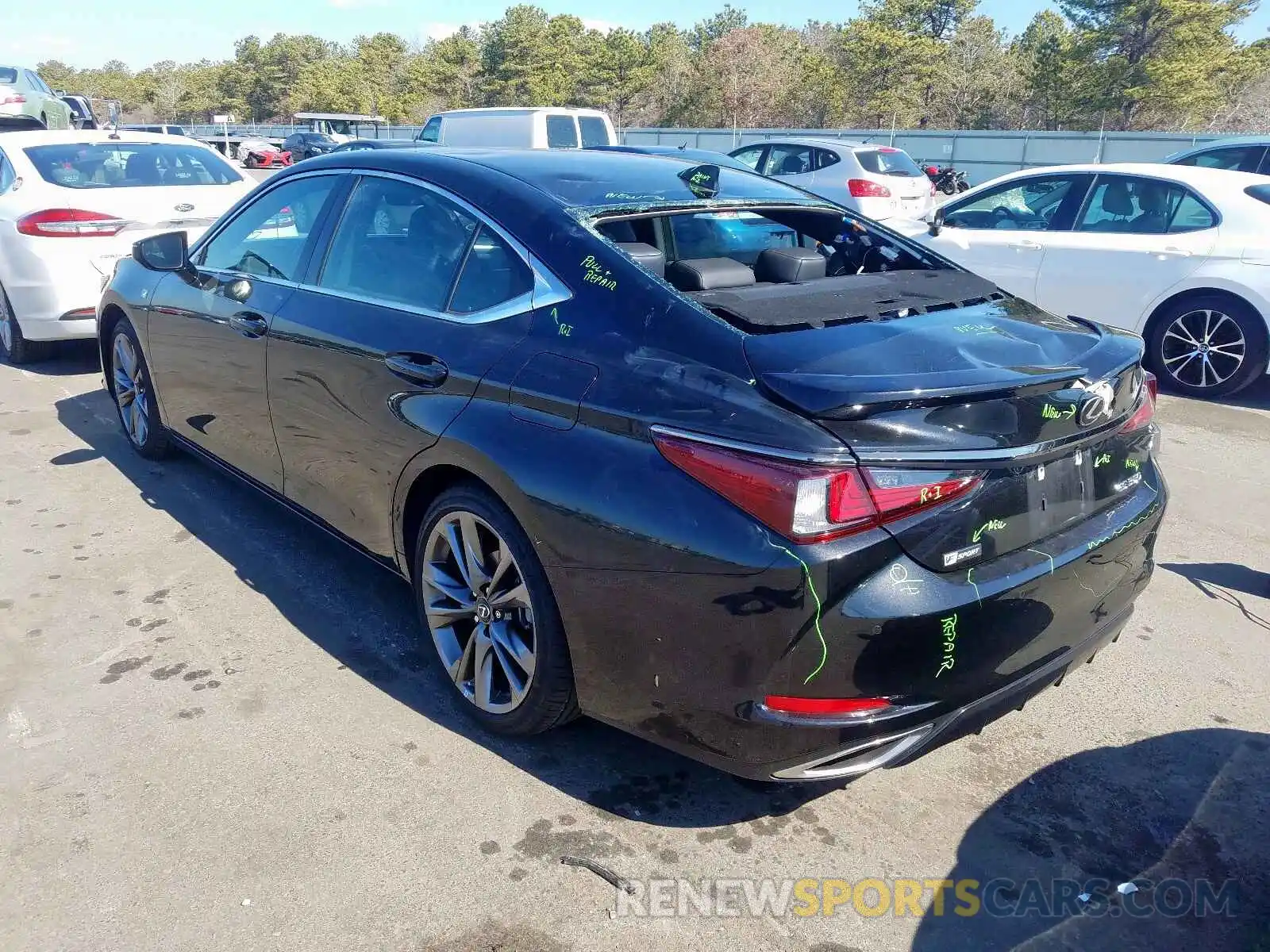 3 Photograph of a damaged car 58ABZ1B18KU018112 LEXUS ES350 2019