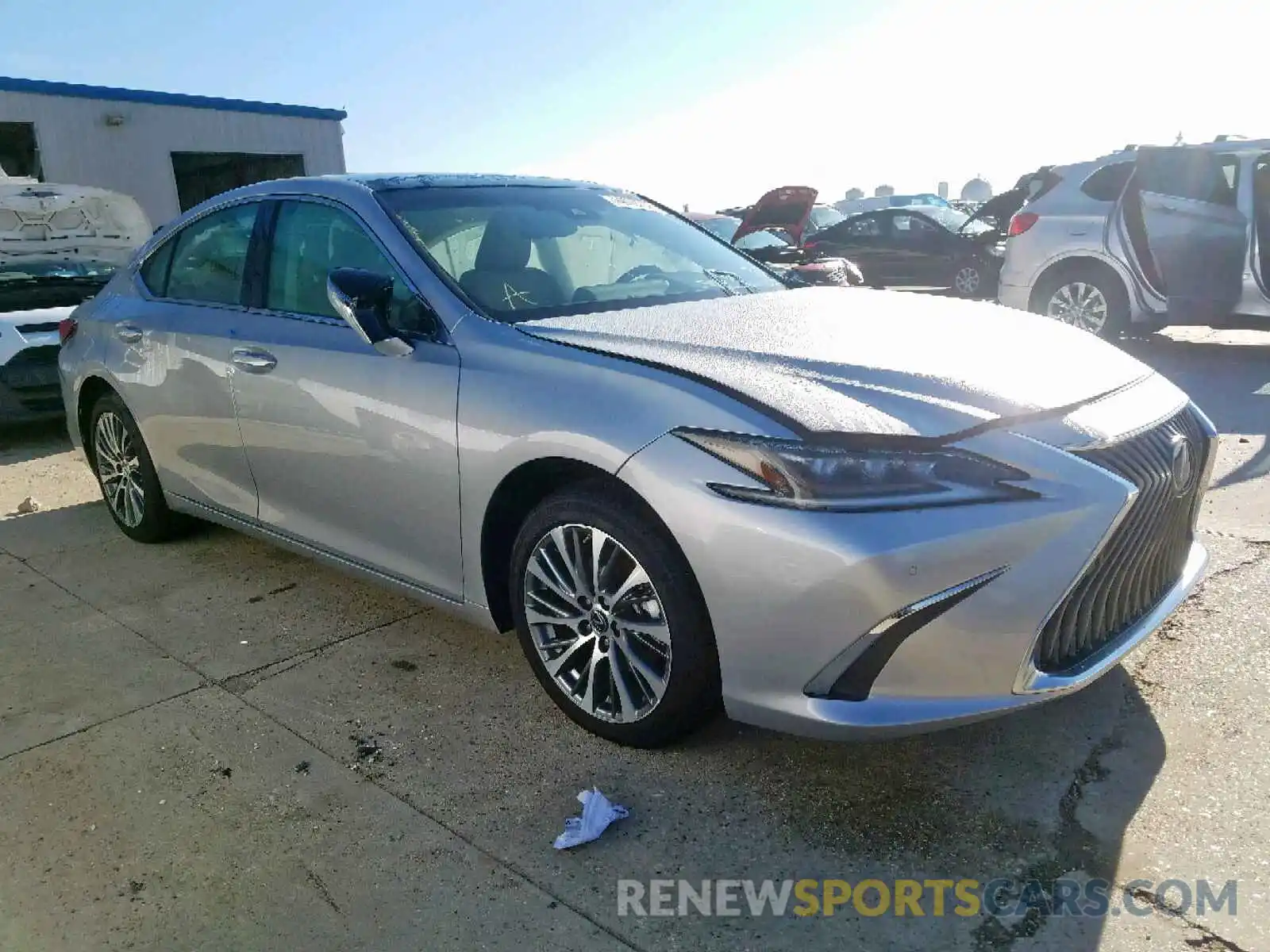 1 Photograph of a damaged car 58ABZ1B18KU020331 LEXUS ES350 2019