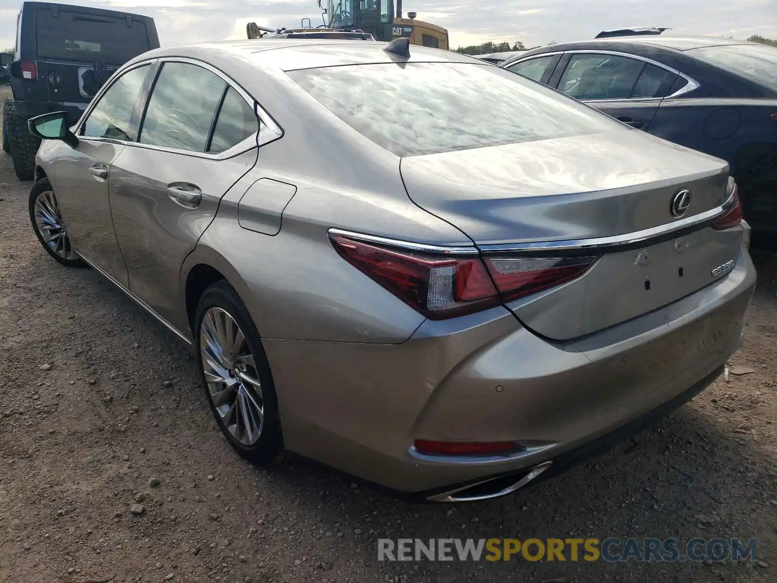 3 Photograph of a damaged car 58ABZ1B18KU021186 LEXUS ES350 2019