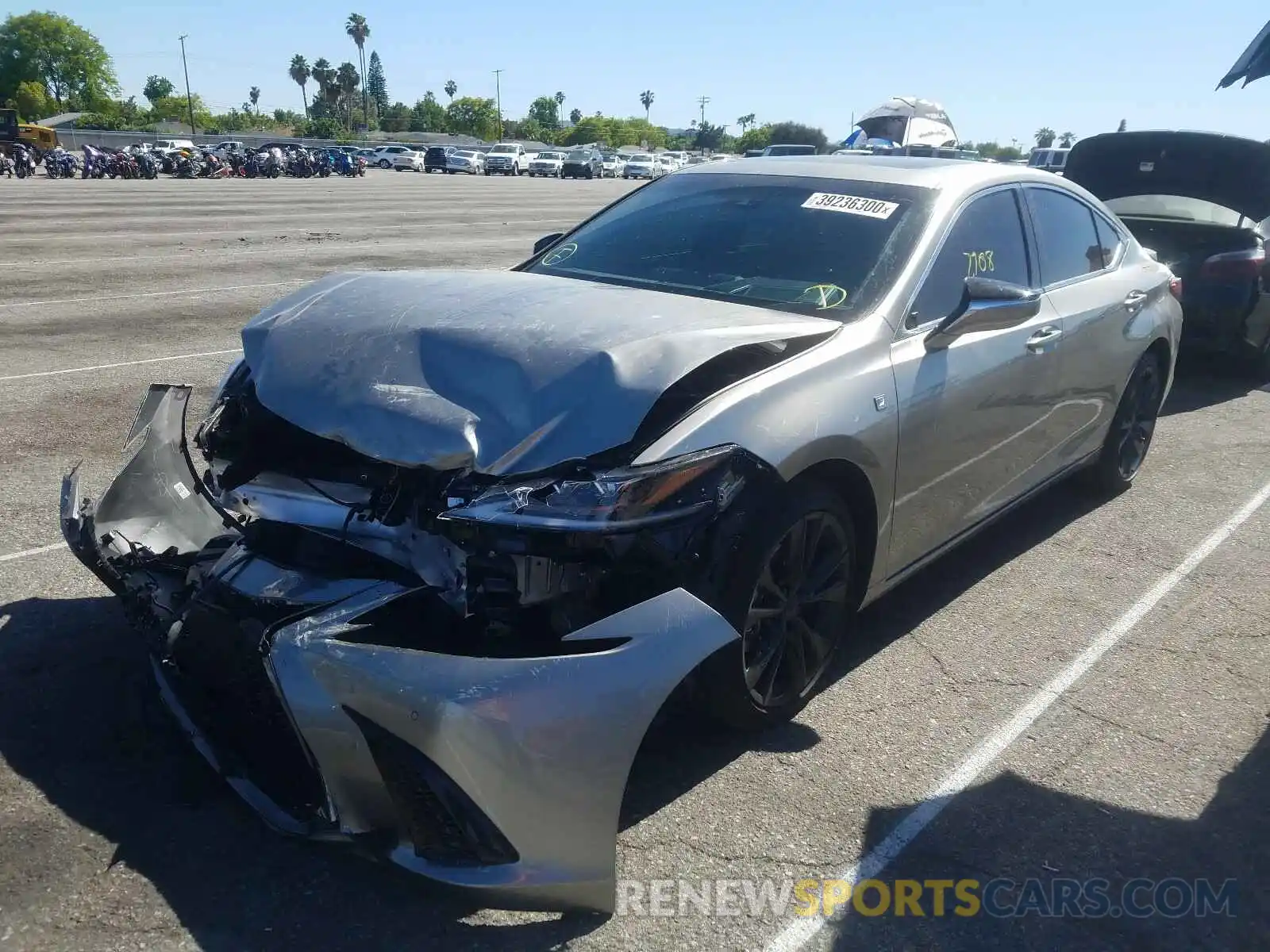 2 Photograph of a damaged car 58ABZ1B18KU028557 LEXUS ES350 2019