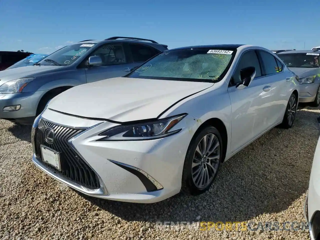 2 Photograph of a damaged car 58ABZ1B18KU030499 LEXUS ES350 2019