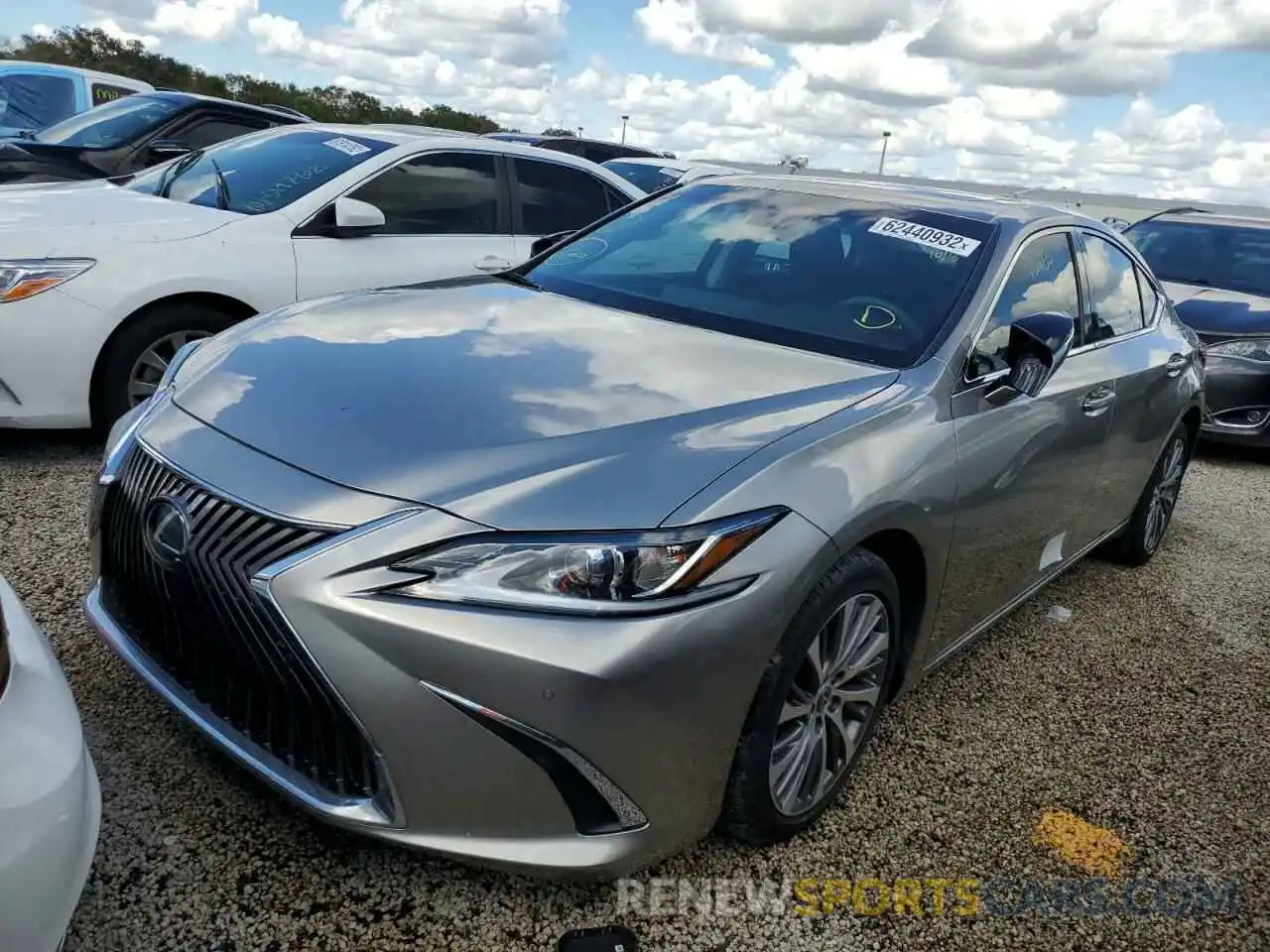 2 Photograph of a damaged car 58ABZ1B18KU037484 LEXUS ES350 2019