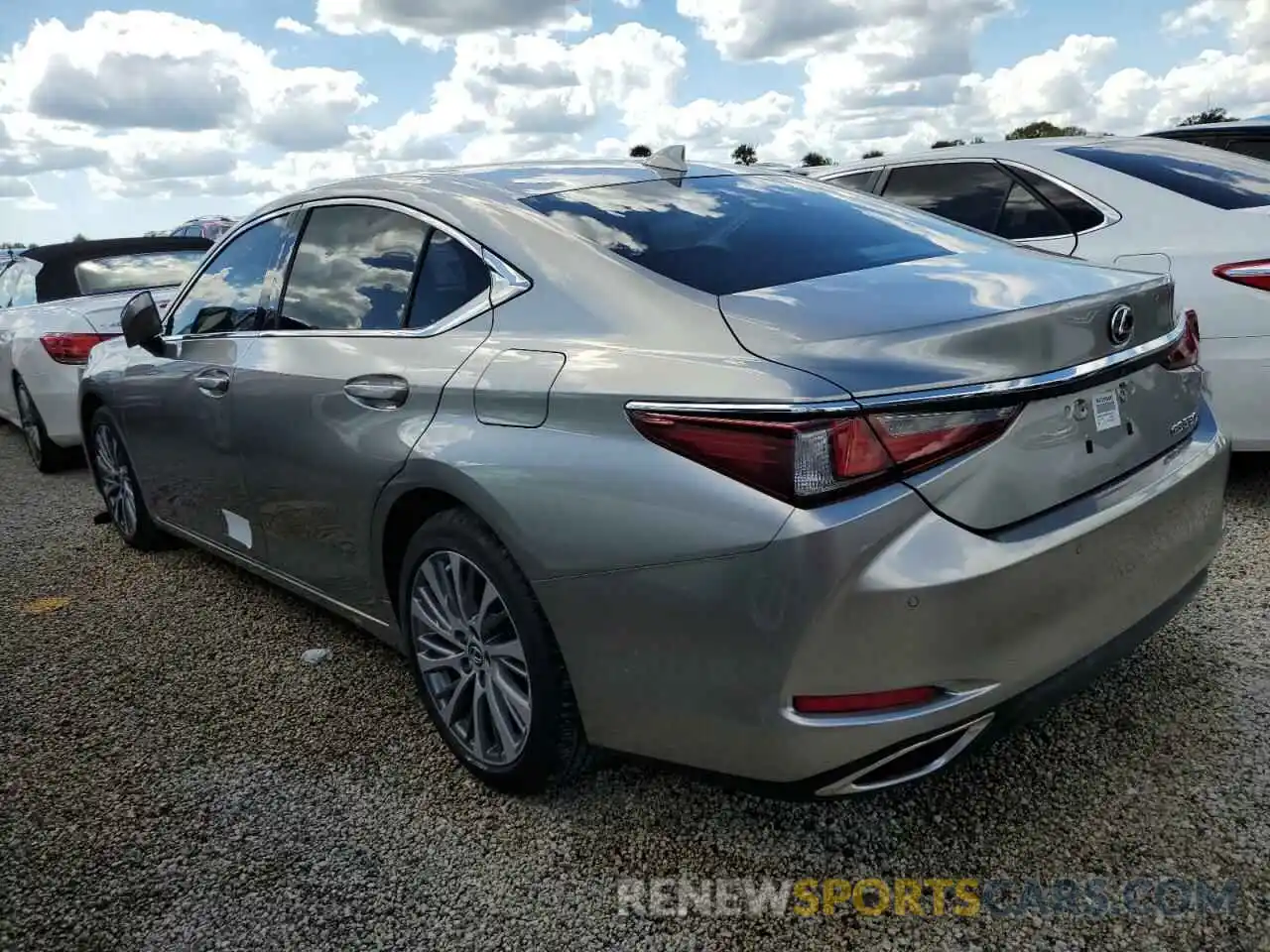 3 Photograph of a damaged car 58ABZ1B18KU037484 LEXUS ES350 2019