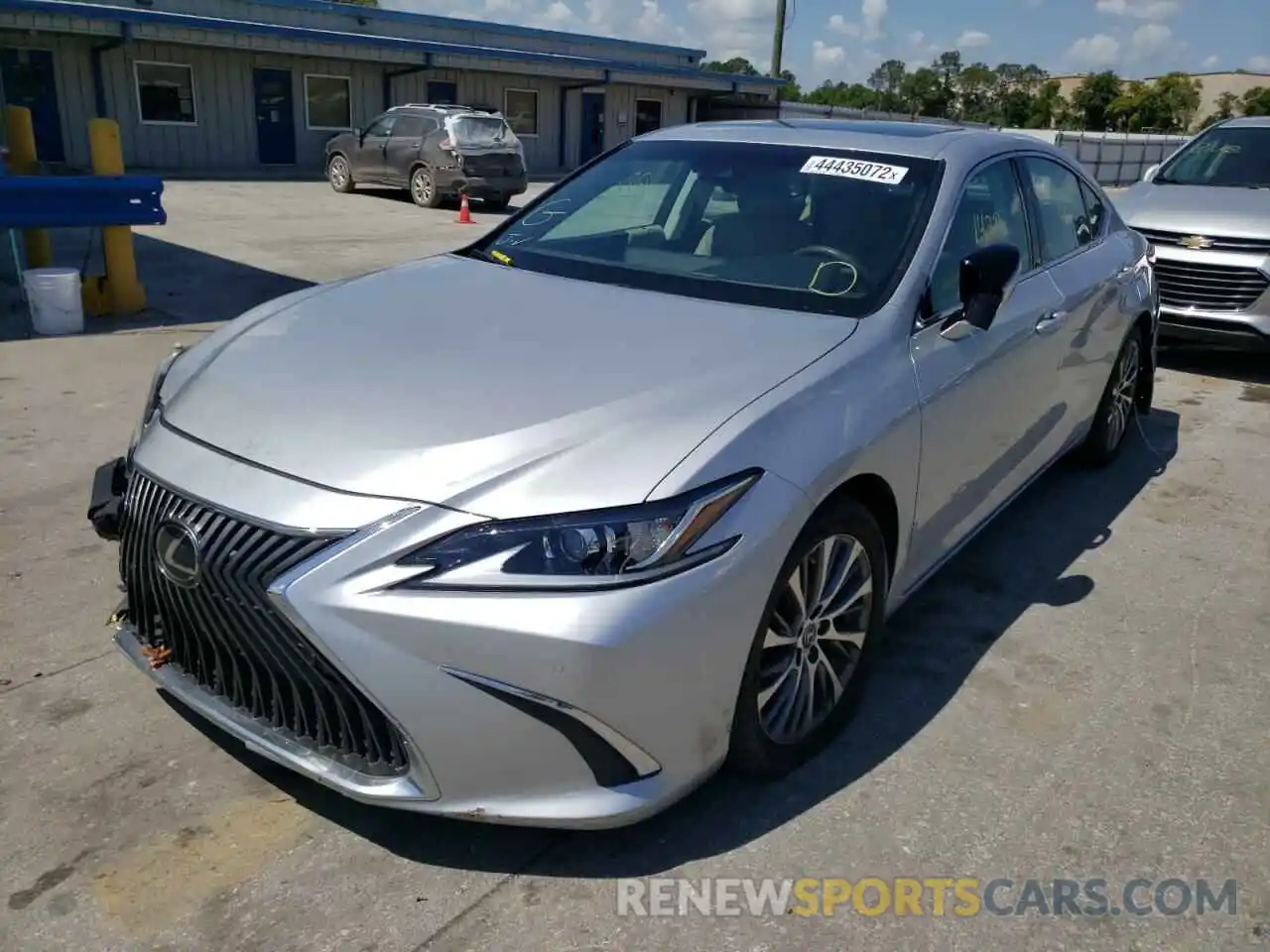 2 Photograph of a damaged car 58ABZ1B18KU037601 LEXUS ES350 2019