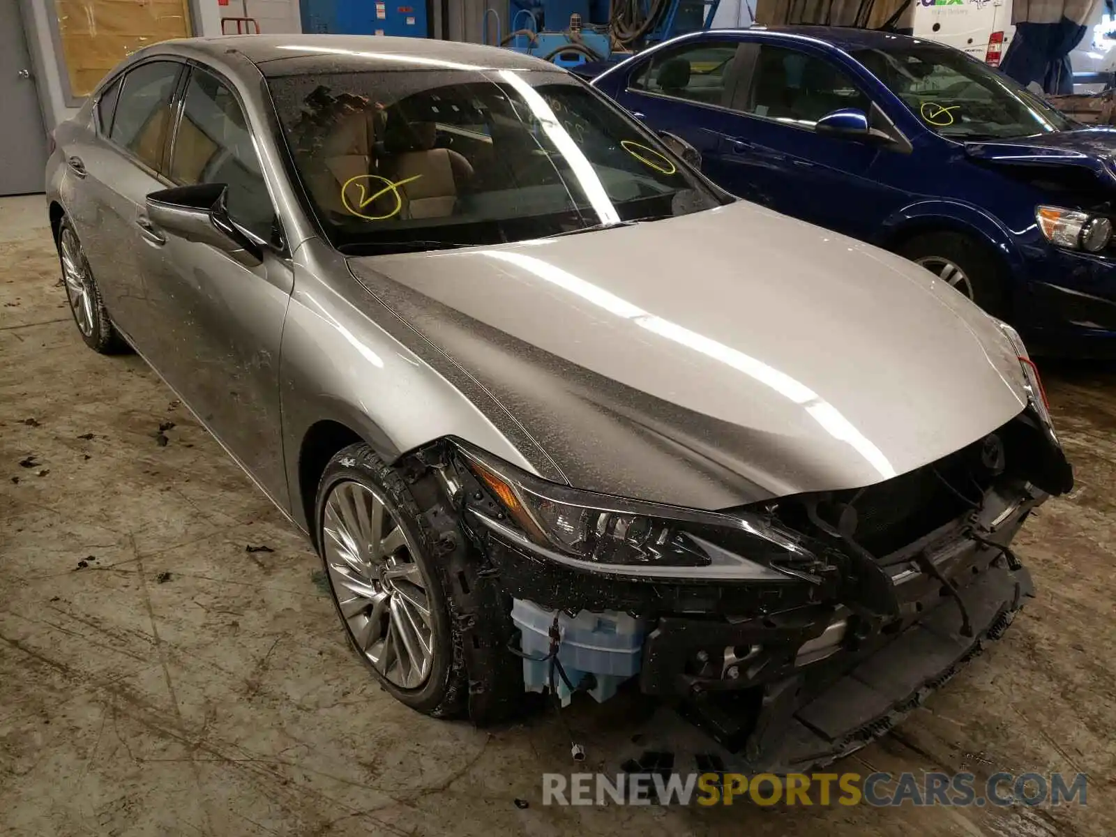 1 Photograph of a damaged car 58ABZ1B18KU037954 LEXUS ES350 2019