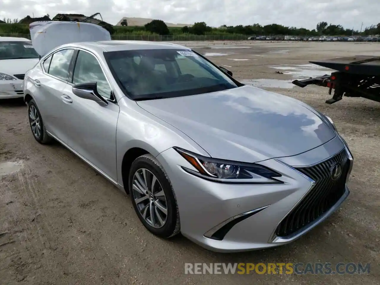 1 Photograph of a damaged car 58ABZ1B18KU041468 LEXUS ES350 2019