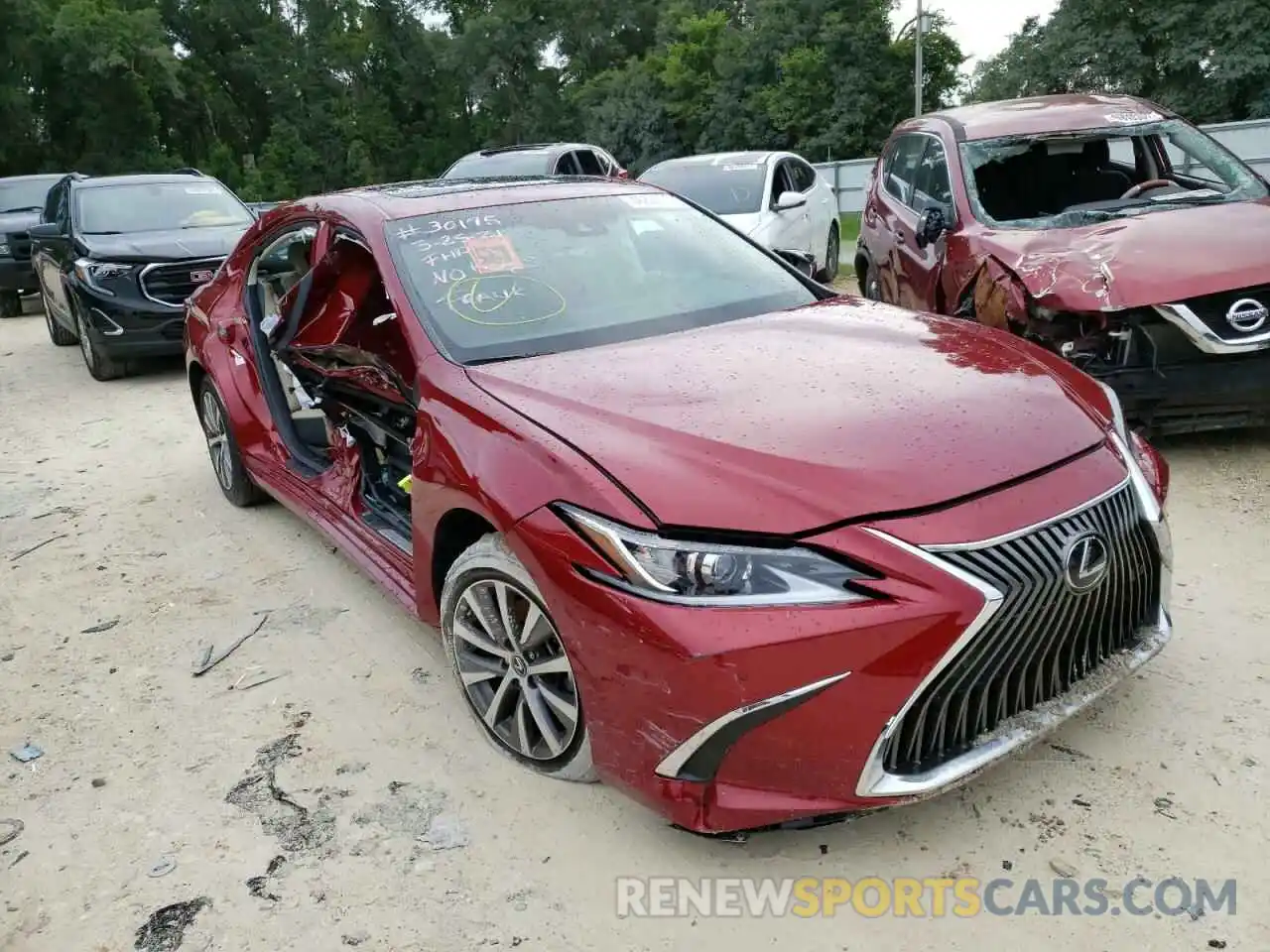 1 Photograph of a damaged car 58ABZ1B18KU047240 LEXUS ES350 2019