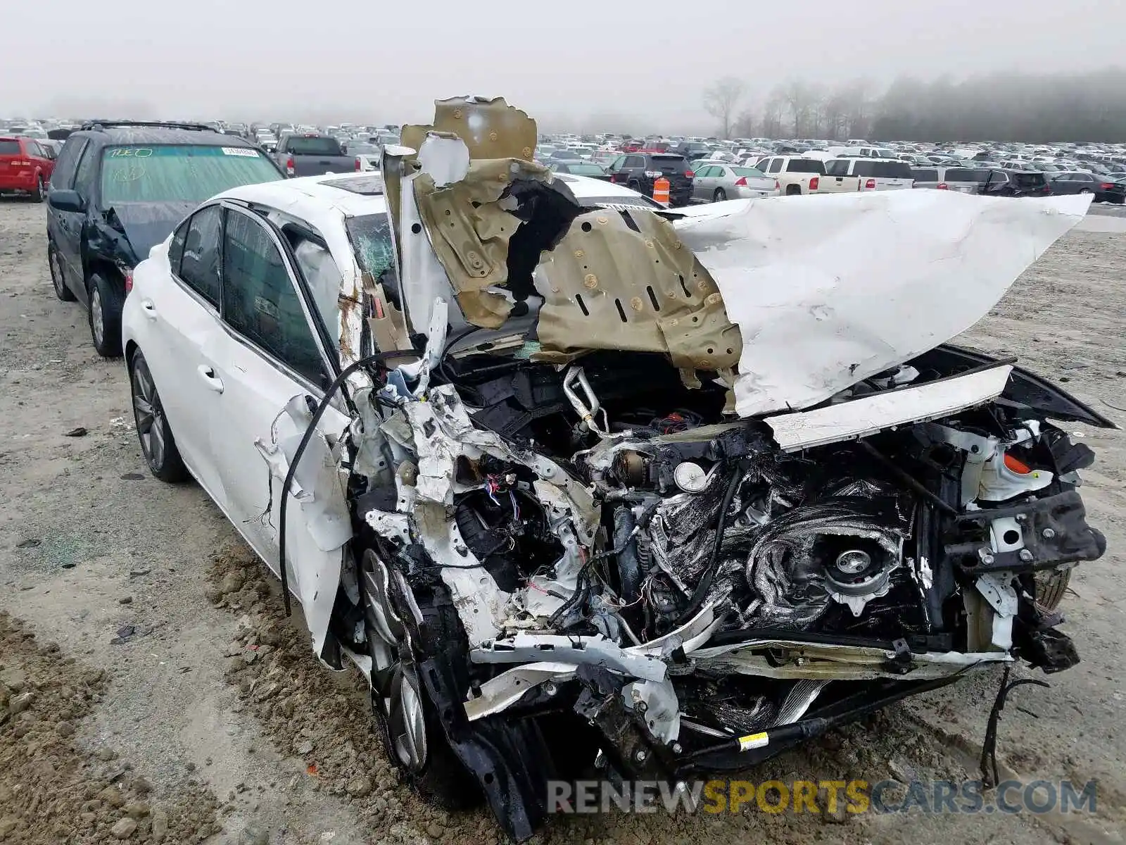 1 Photograph of a damaged car 58ABZ1B19KU009466 LEXUS ES350 2019