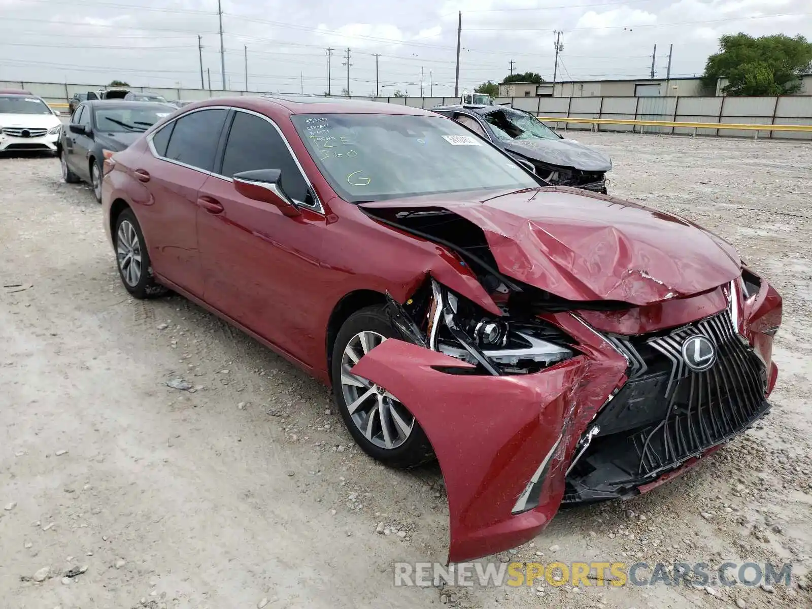 1 Photograph of a damaged car 58ABZ1B19KU009676 LEXUS ES350 2019