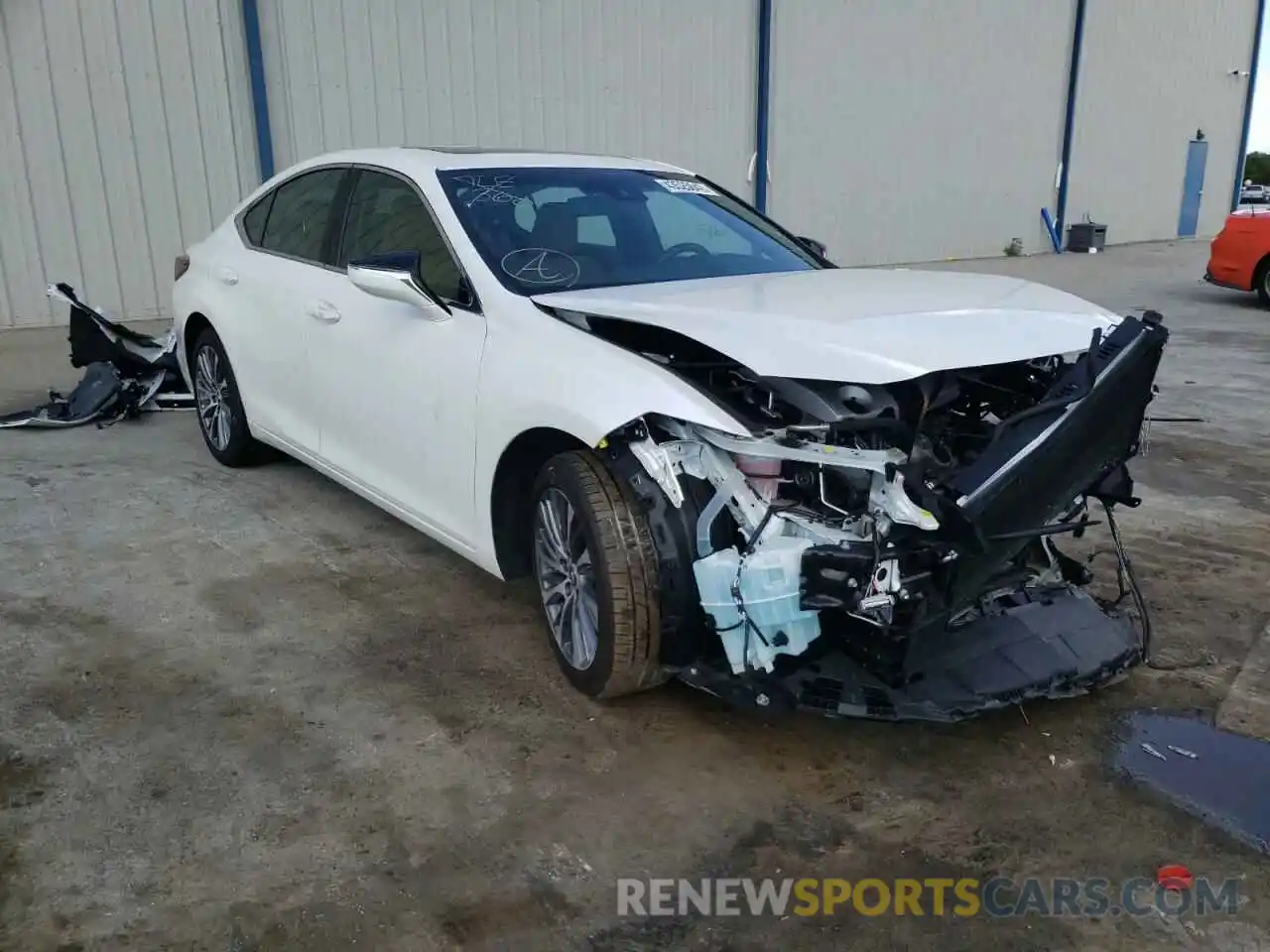 1 Photograph of a damaged car 58ABZ1B19KU015087 LEXUS ES350 2019