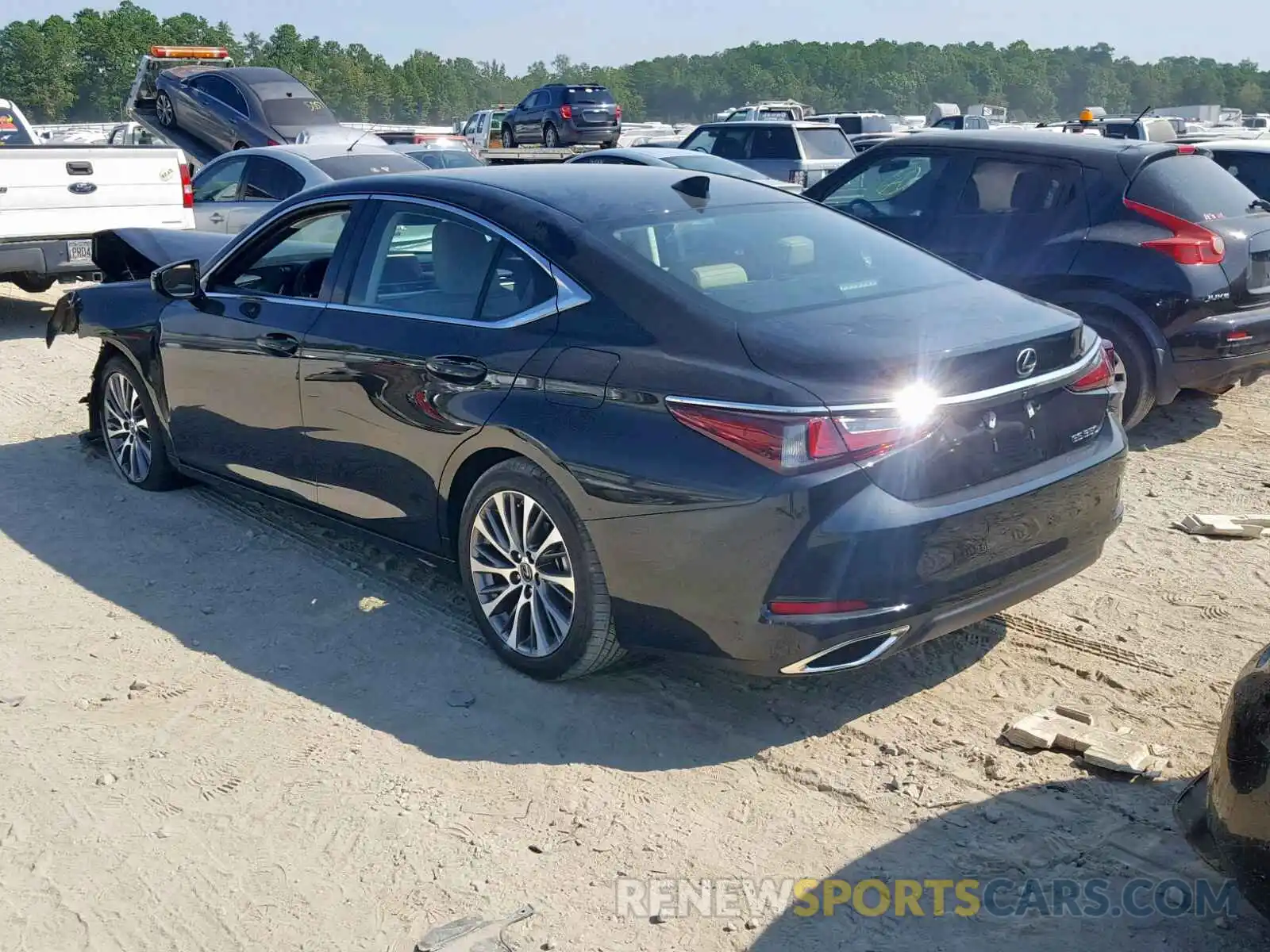 3 Photograph of a damaged car 58ABZ1B19KU022914 LEXUS ES350 2019