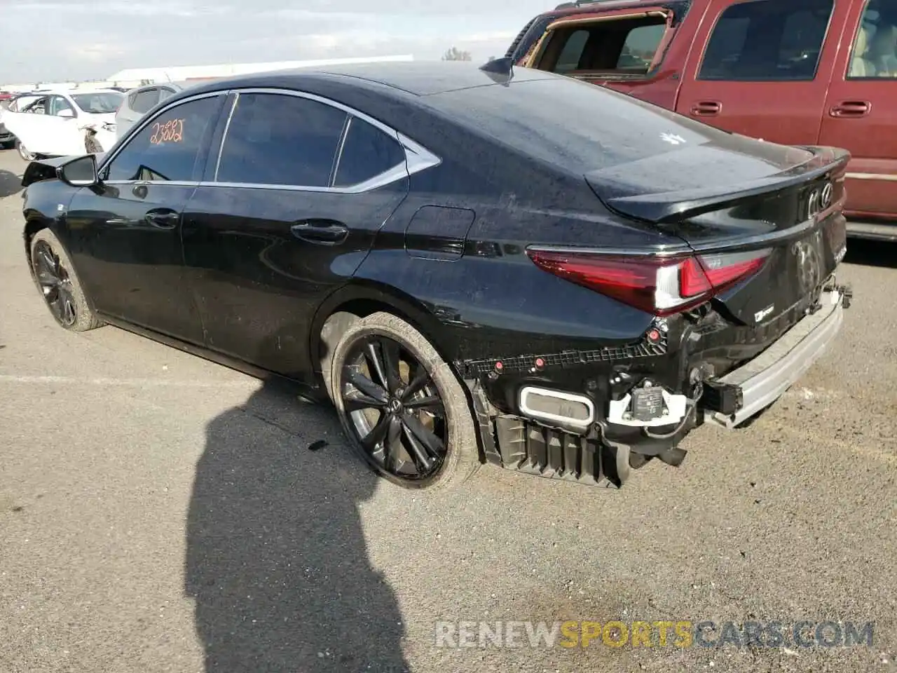 3 Photograph of a damaged car 58ABZ1B19KU023884 LEXUS ES350 2019