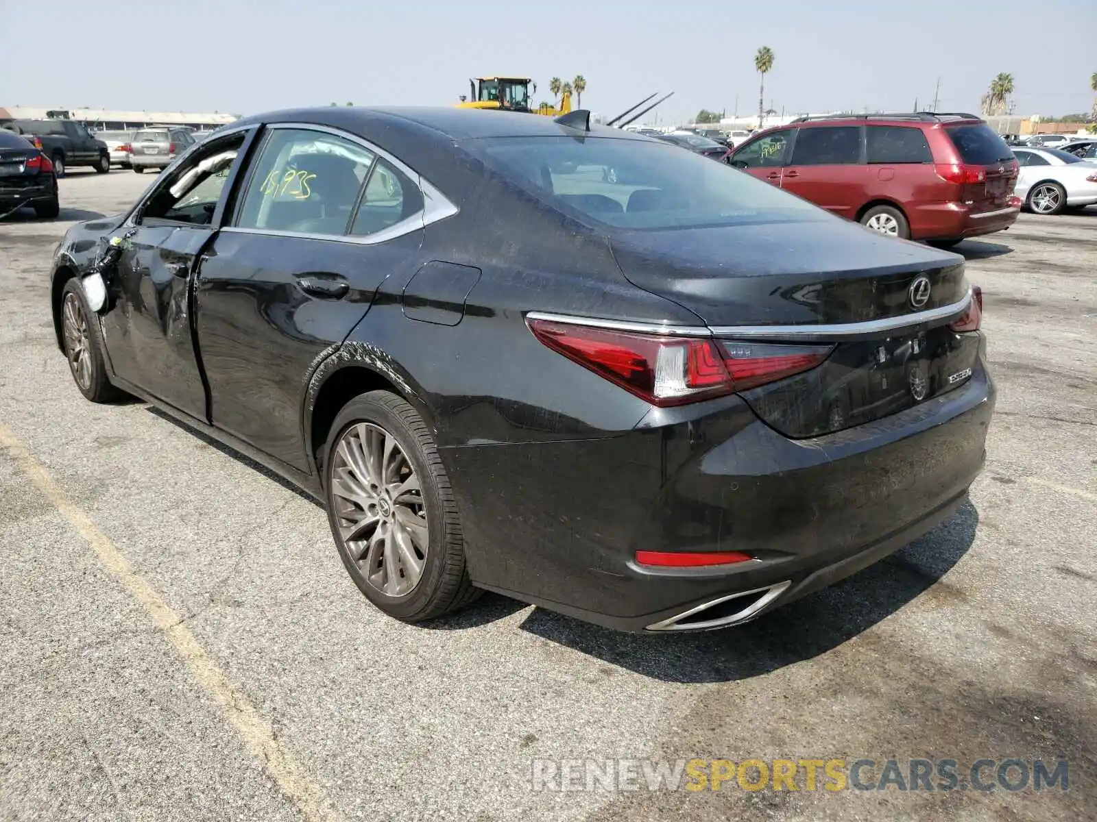 3 Photograph of a damaged car 58ABZ1B19KU032150 LEXUS ES350 2019