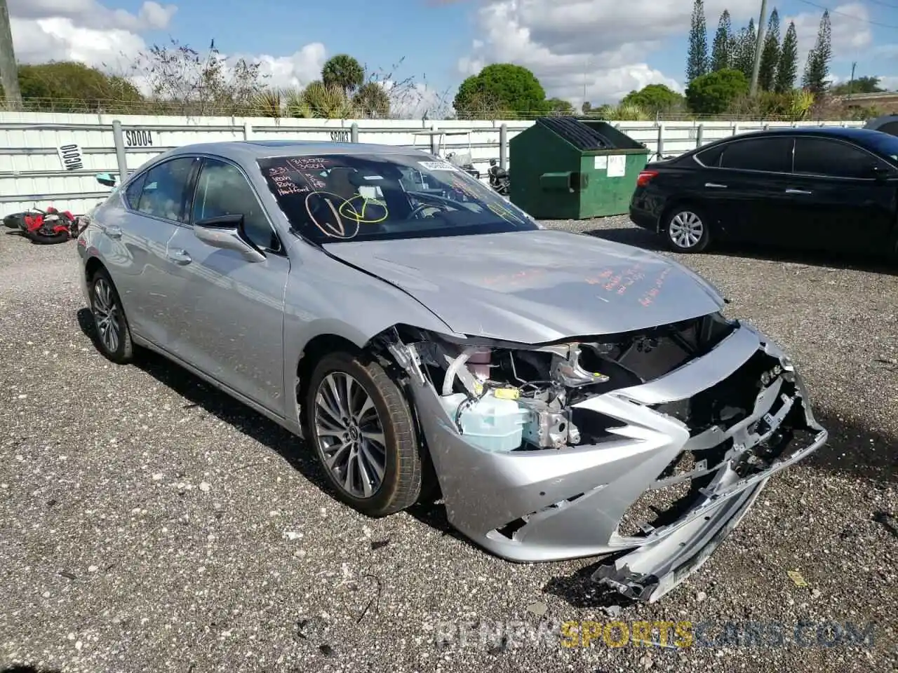 1 Photograph of a damaged car 58ABZ1B19KU037025 LEXUS ES350 2019