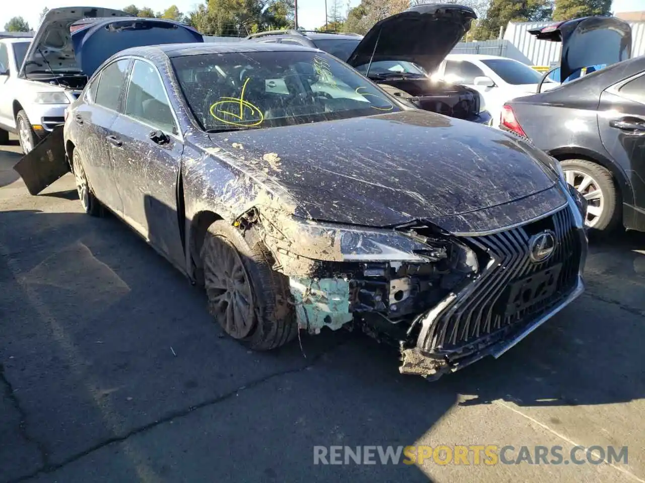 1 Photograph of a damaged car 58ABZ1B19KU037624 LEXUS ES350 2019