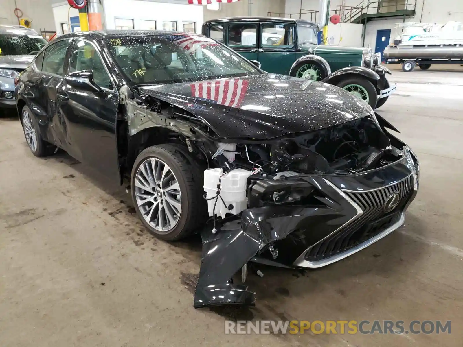 1 Photograph of a damaged car 58ABZ1B19KU044038 LEXUS ES350 2019