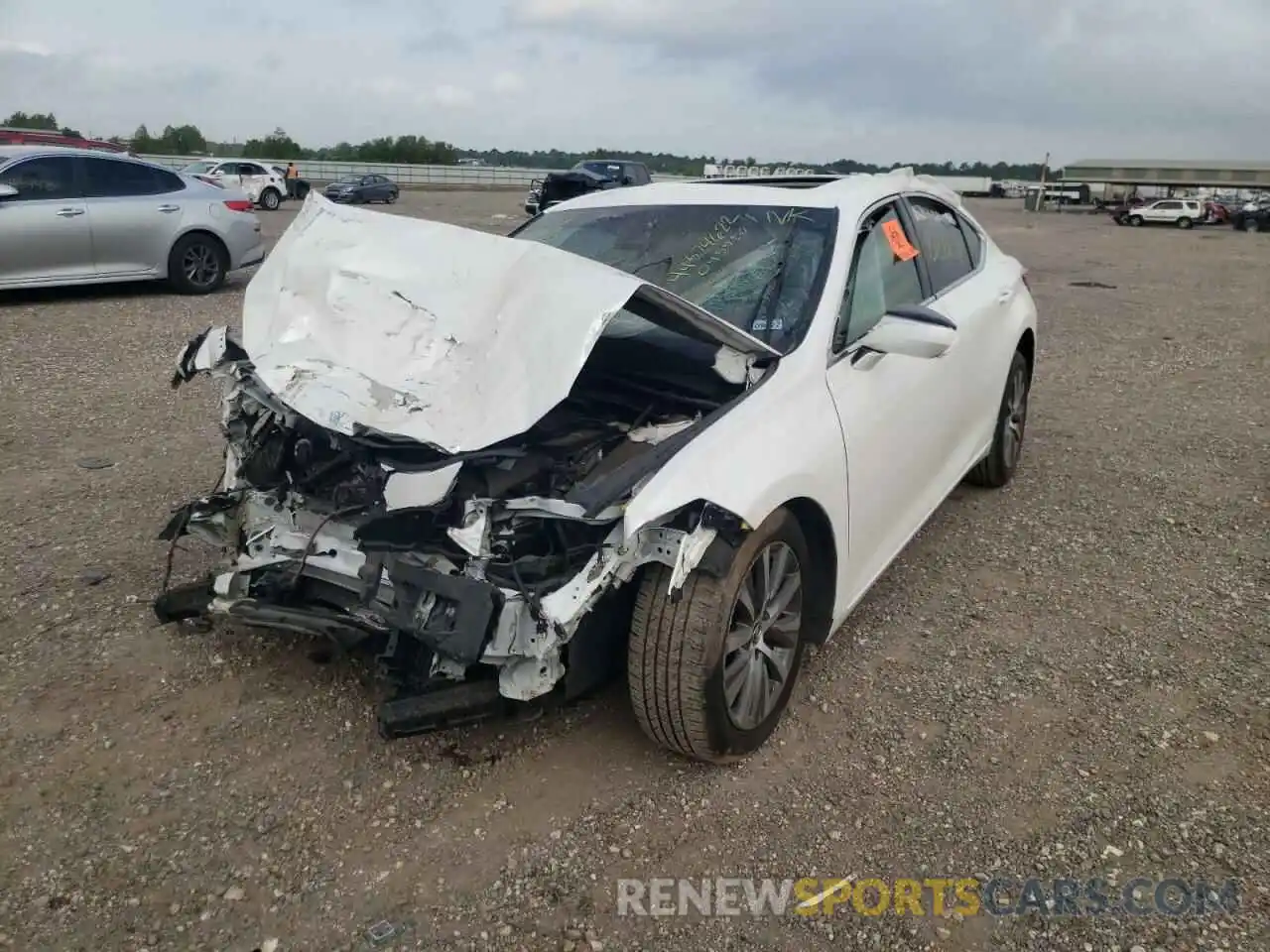 2 Photograph of a damaged car 58ABZ1B19KU045920 LEXUS ES350 2019