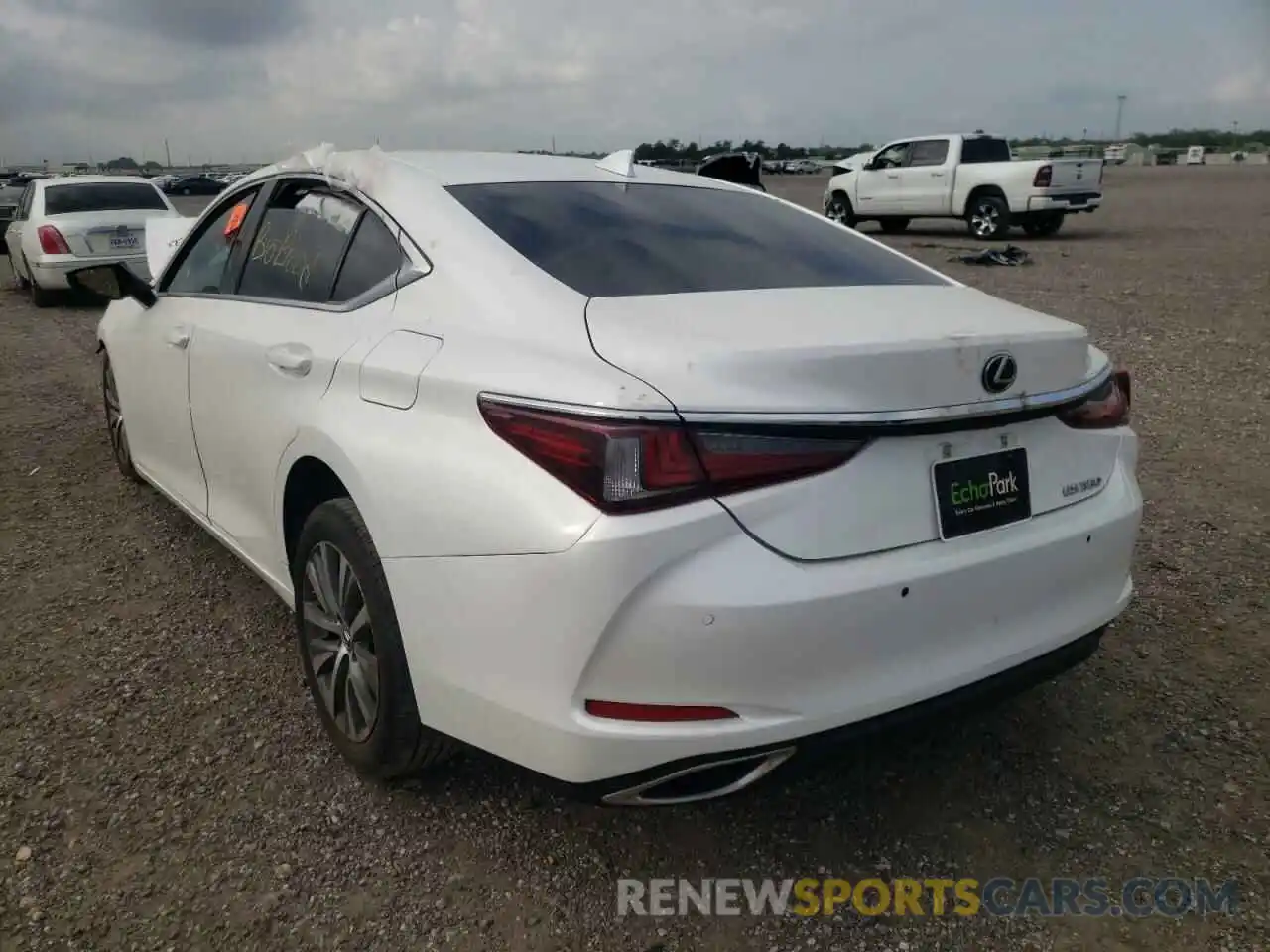 3 Photograph of a damaged car 58ABZ1B19KU045920 LEXUS ES350 2019