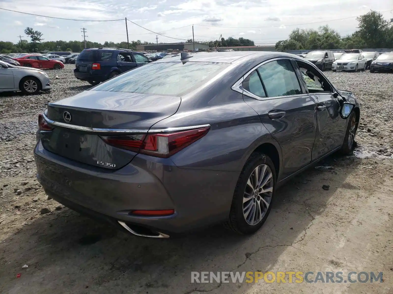 4 Photograph of a damaged car 58ABZ1B19KU047599 LEXUS ES350 2019