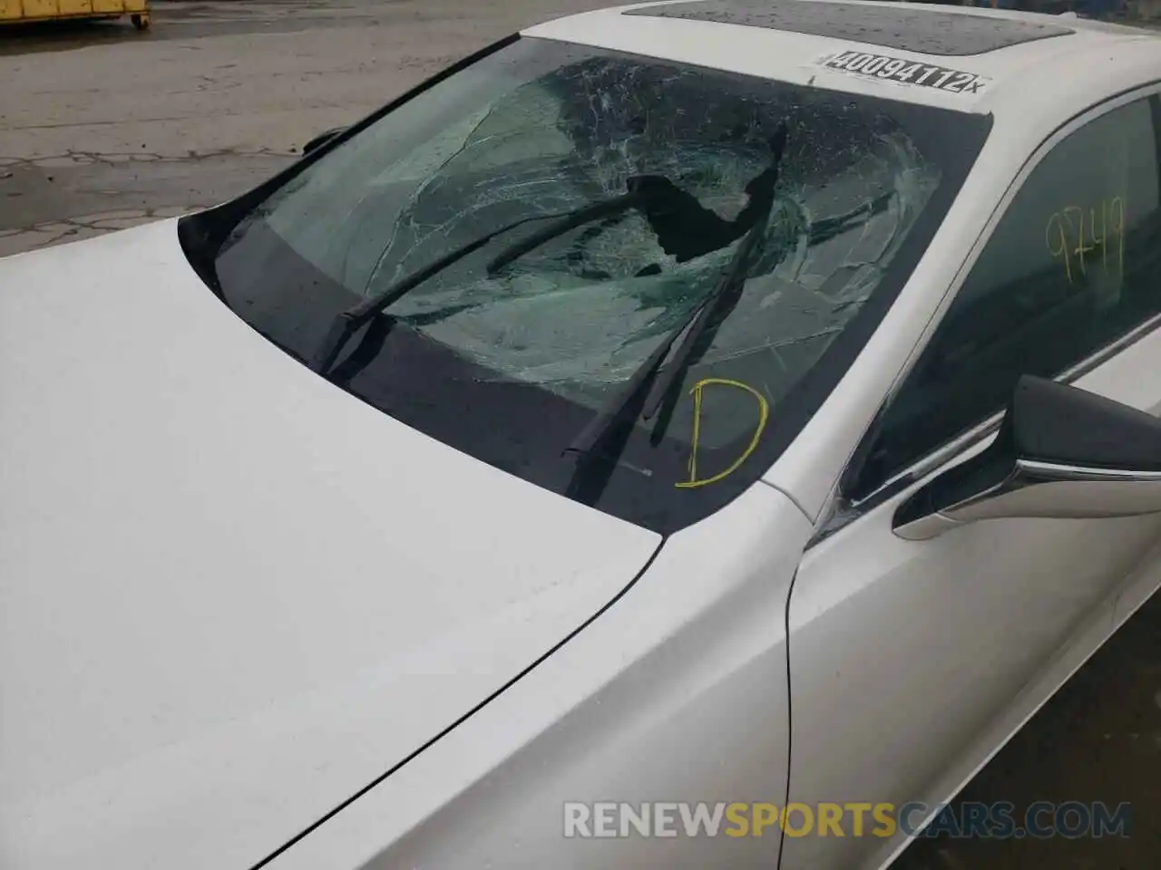 9 Photograph of a damaged car 58ABZ1B19KU048946 LEXUS ES350 2019