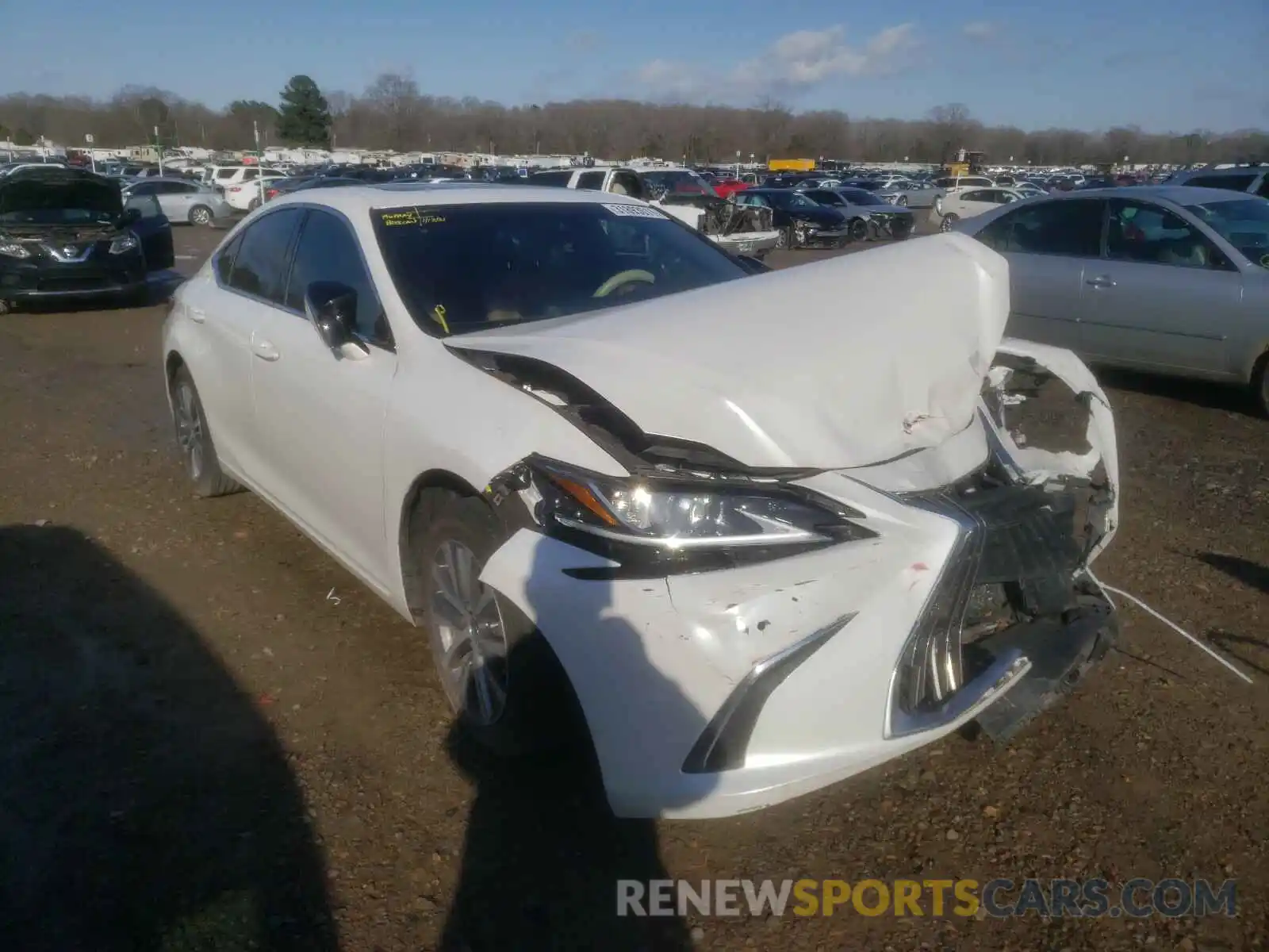 1 Photograph of a damaged car 58ABZ1B19KU049255 LEXUS ES350 2019