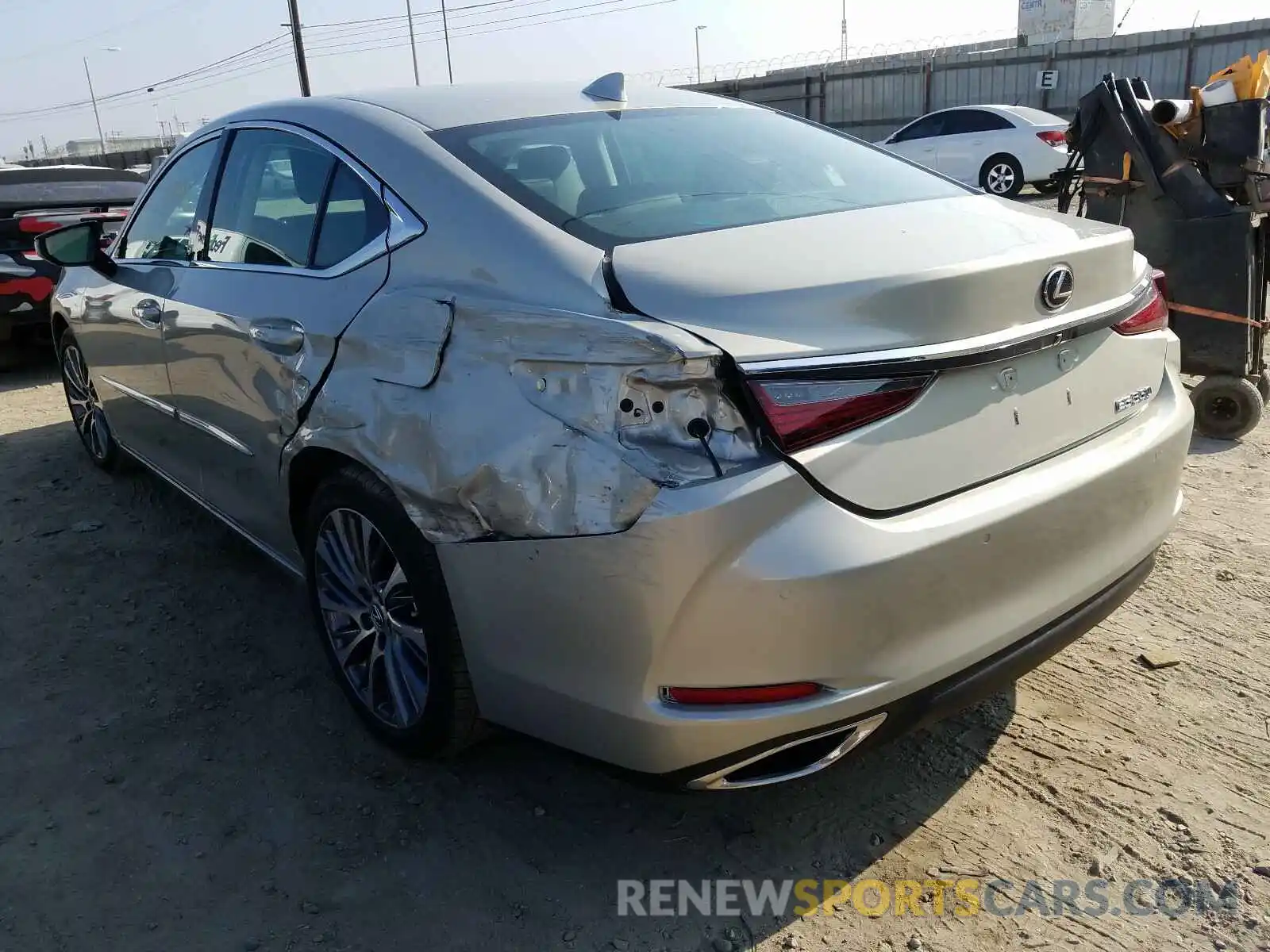 3 Photograph of a damaged car 58ABZ1B1XKU010898 LEXUS ES350 2019