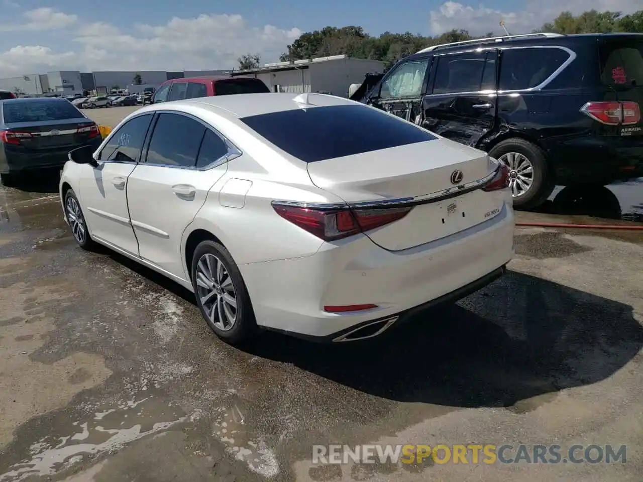 3 Photograph of a damaged car 58ABZ1B1XKU013882 LEXUS ES350 2019