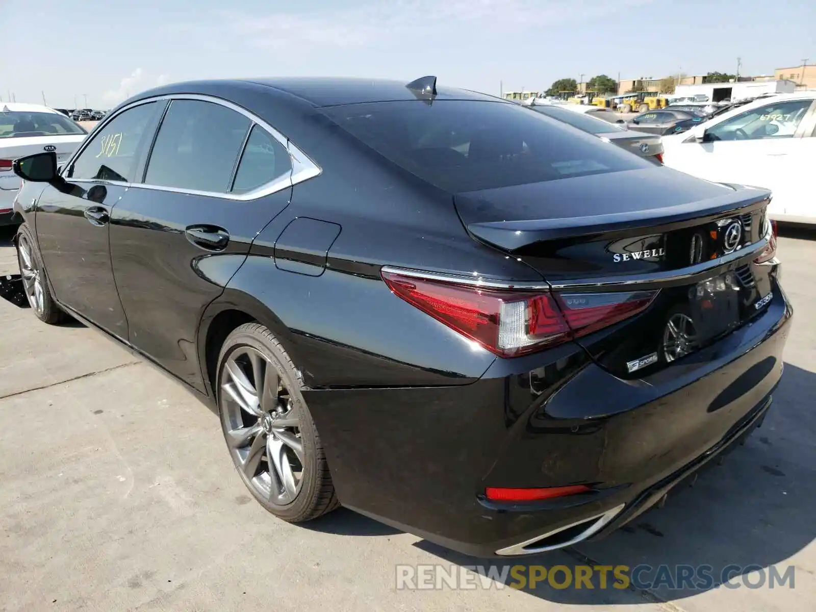 3 Photograph of a damaged car 58ABZ1B1XKU015387 LEXUS ES350 2019