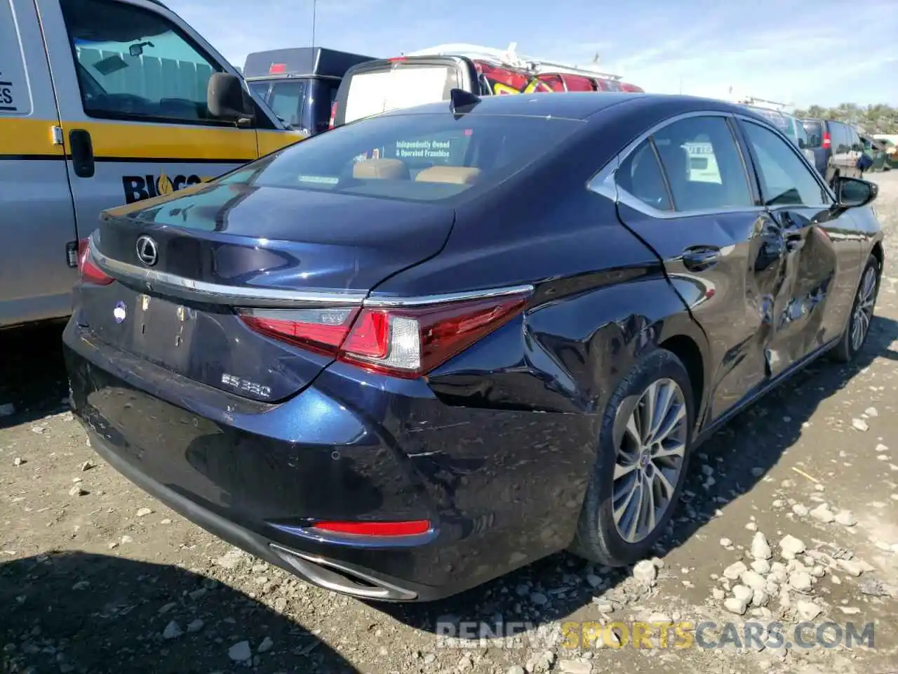 4 Фотография поврежденного автомобиля 58ABZ1B1XKU019732 LEXUS ES350 2019