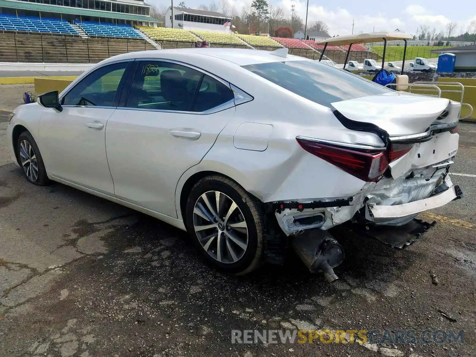 3 Photograph of a damaged car 58ABZ1B1XKU022727 LEXUS ES350 2019