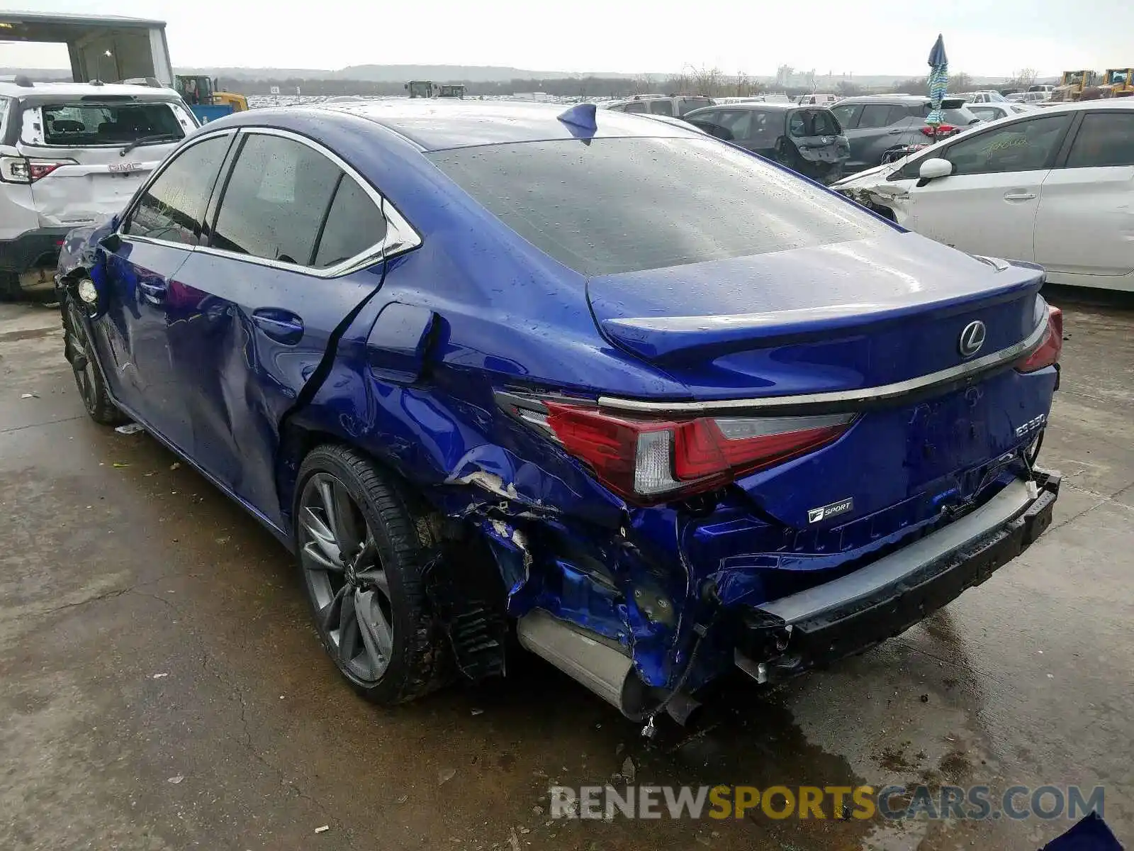 3 Photograph of a damaged car 58ABZ1B1XKU027815 LEXUS ES350 2019