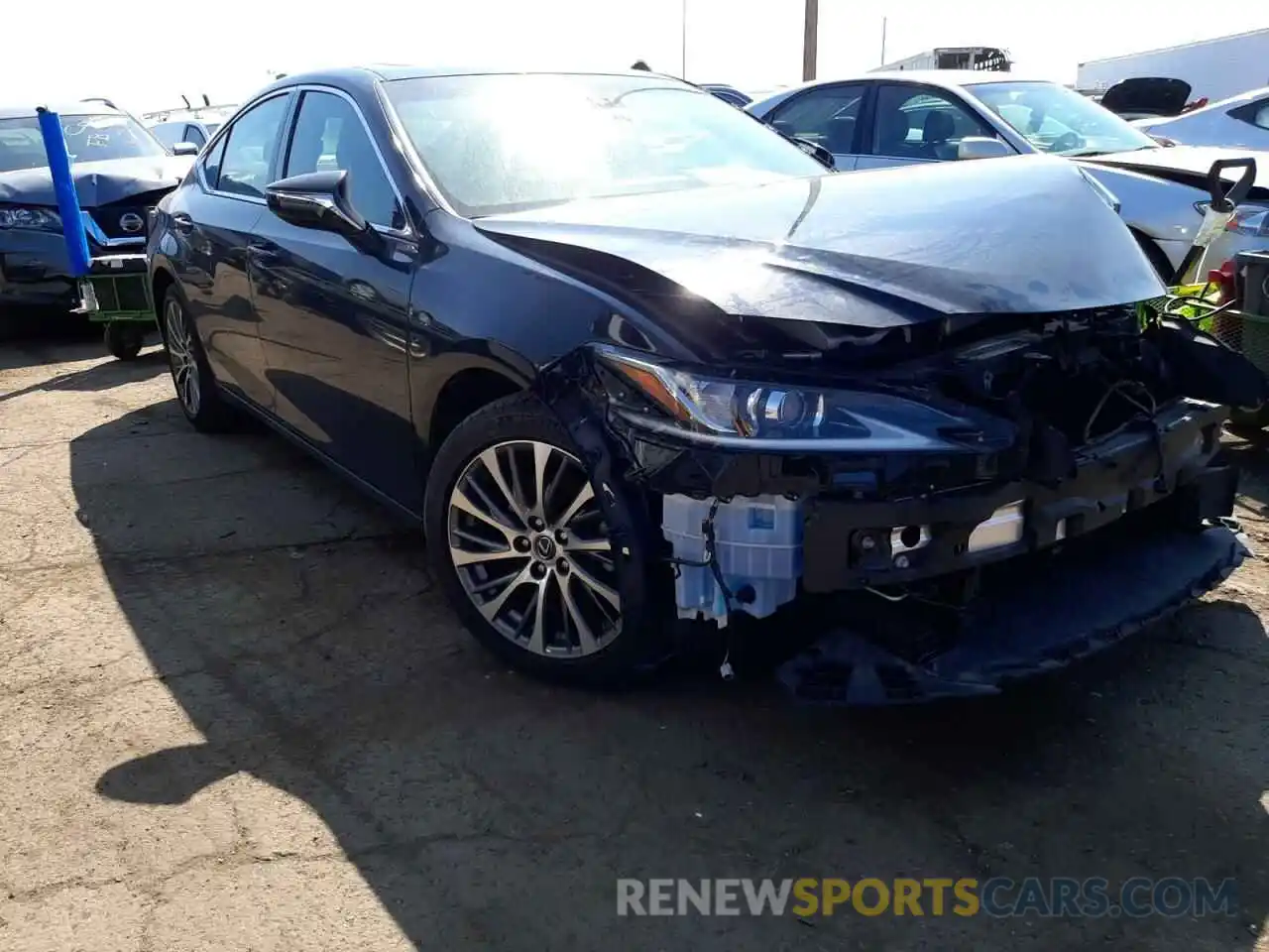 1 Photograph of a damaged car 58ABZ1B1XKU035963 LEXUS ES350 2019