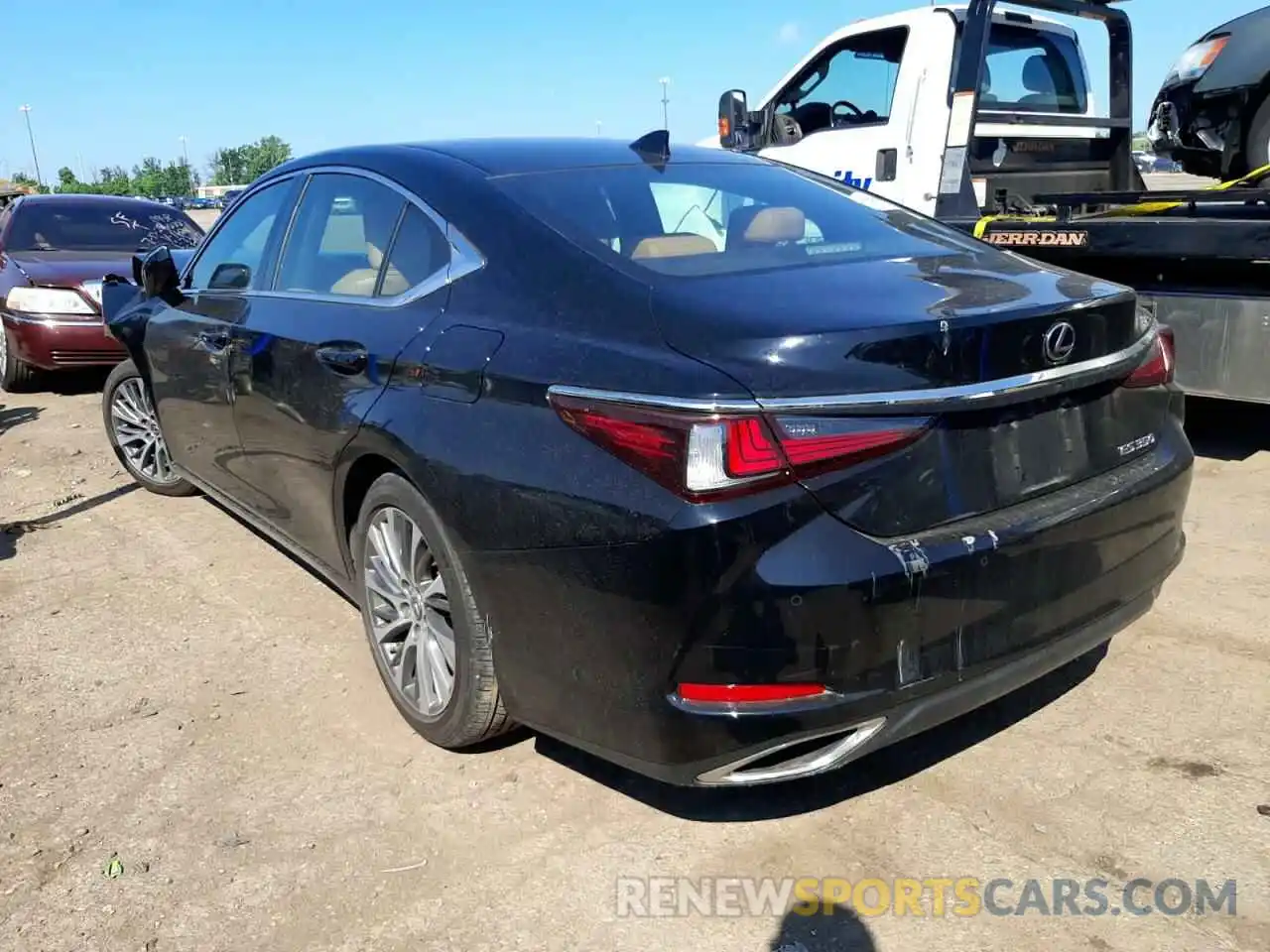 3 Photograph of a damaged car 58ABZ1B1XKU035963 LEXUS ES350 2019