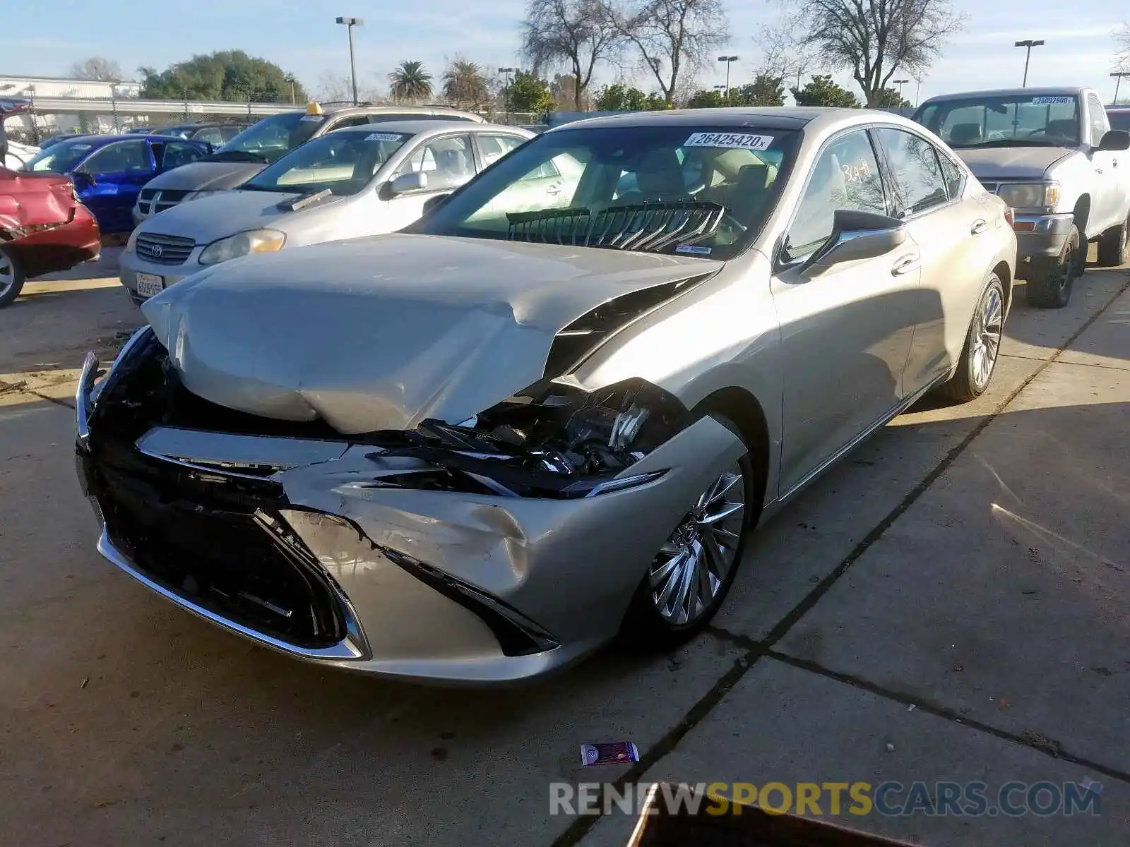 2 Photograph of a damaged car 58ABZ1B1XKU037602 LEXUS ES350 2019