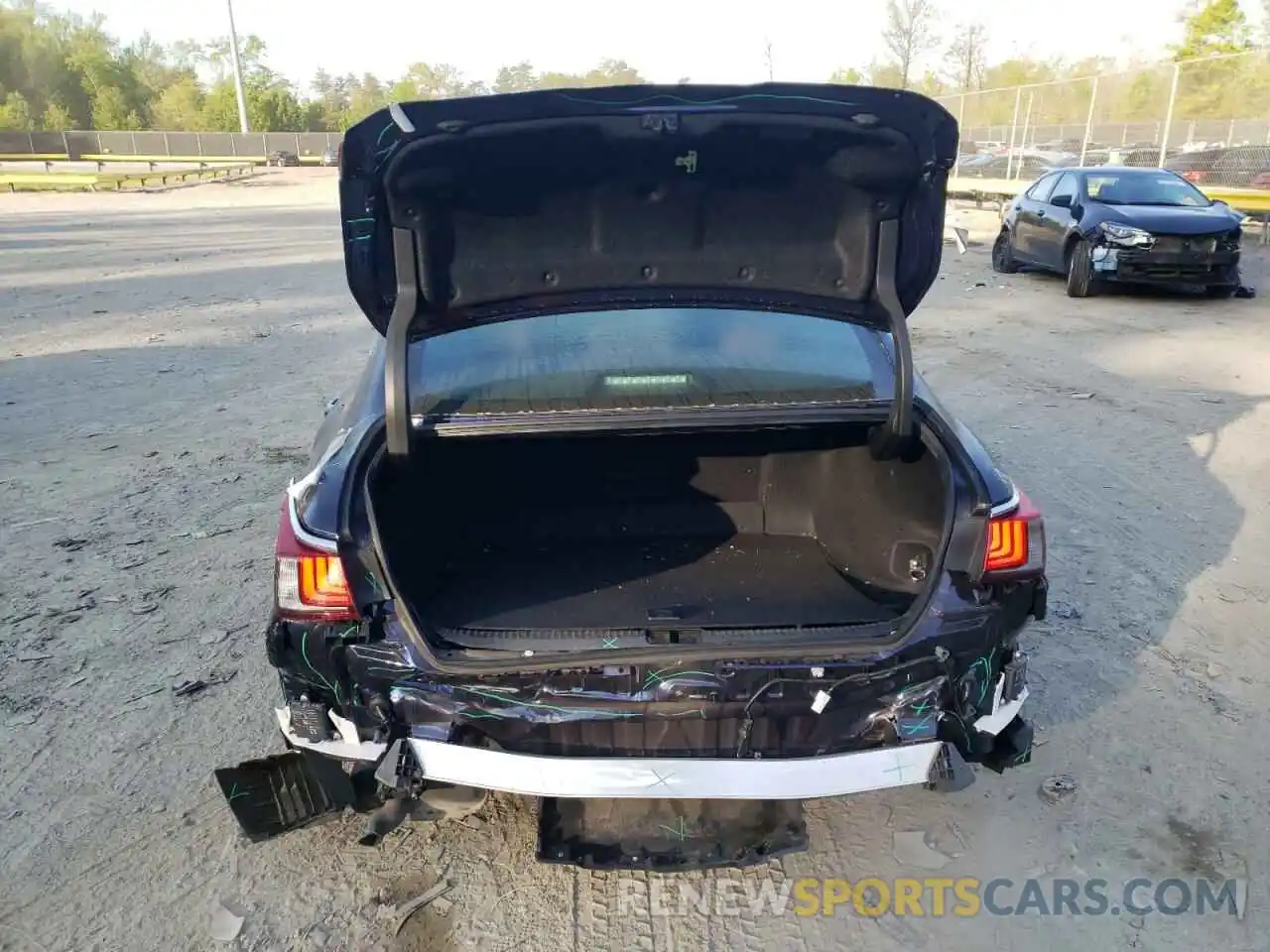 9 Photograph of a damaged car 58ABZ1B1XKU042394 LEXUS ES350 2019