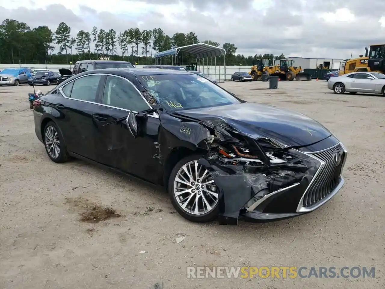 1 Photograph of a damaged car 58ABZ1B1XKU044162 LEXUS ES350 2019