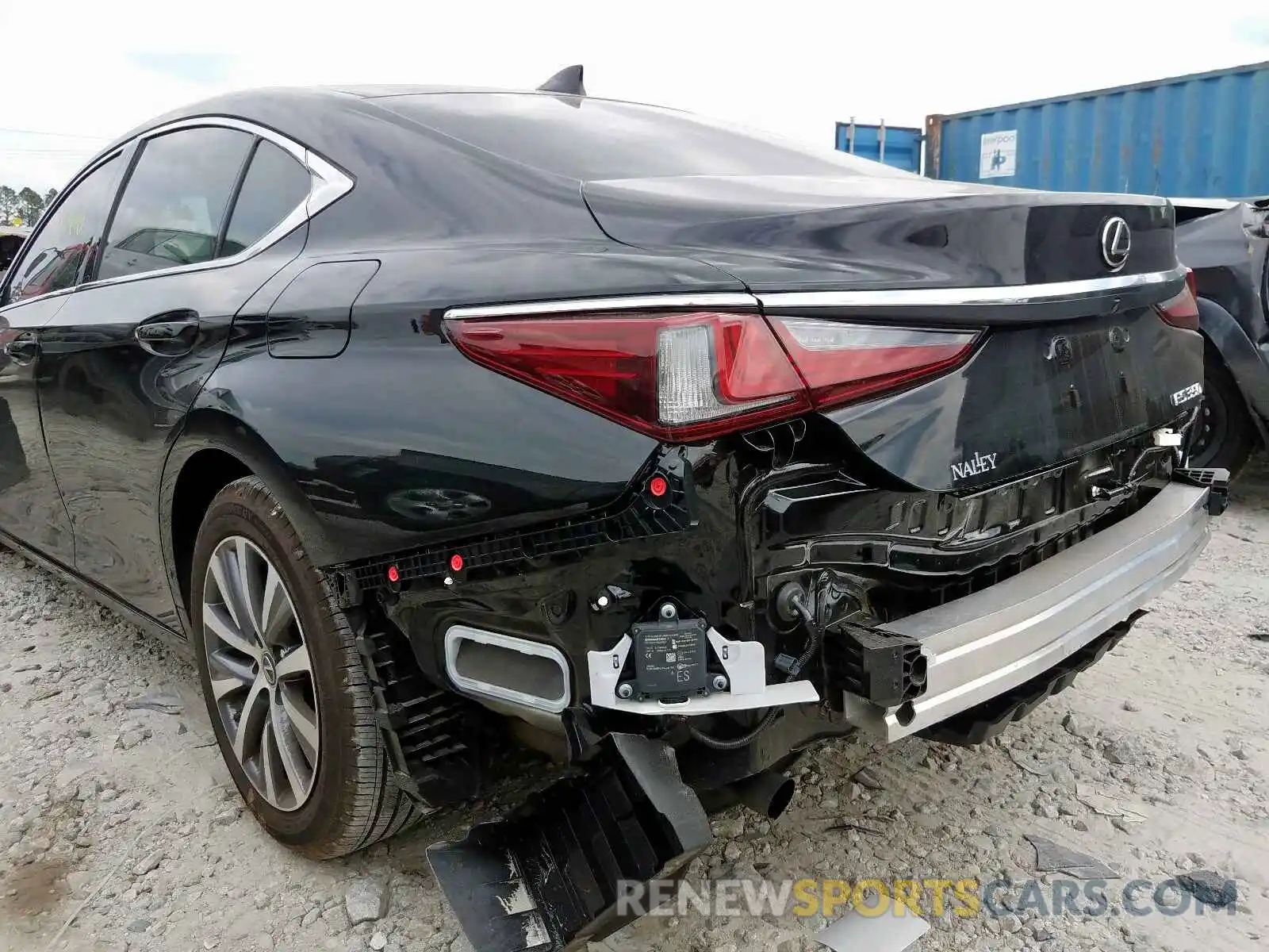 9 Photograph of a damaged car 58ABZ1B1XKU045649 LEXUS ES350 2019