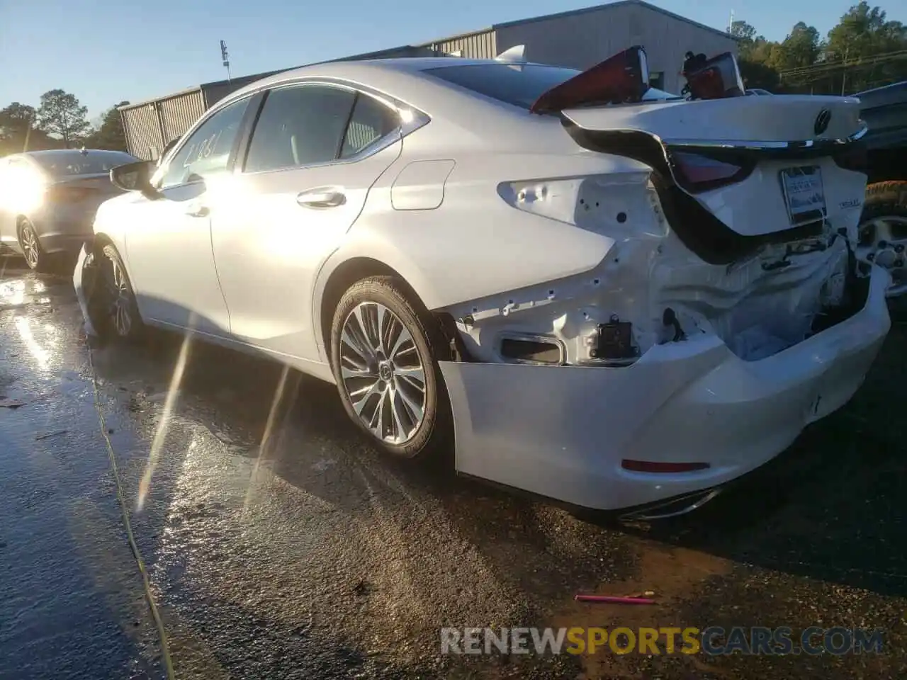 3 Photograph of a damaged car 58ABZ1B1XKU047210 LEXUS ES350 2019