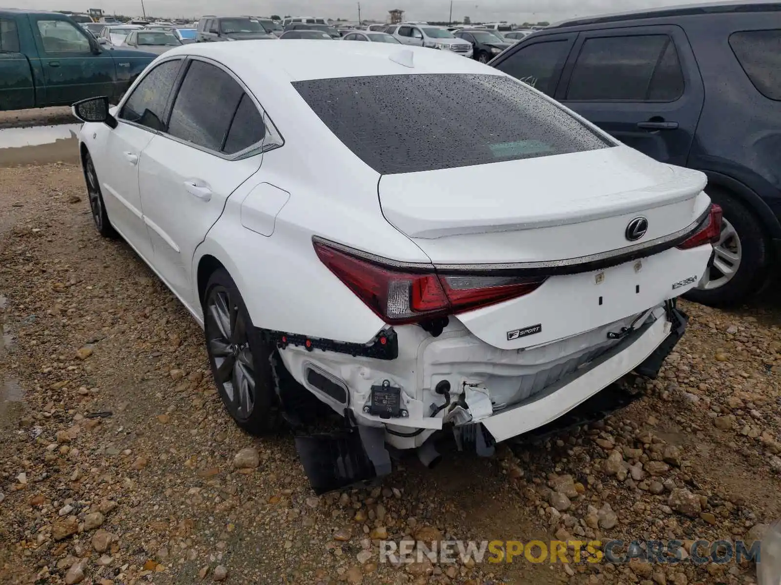 3 Photograph of a damaged car 58ABZ1B1XKU047885 LEXUS ES350 2019