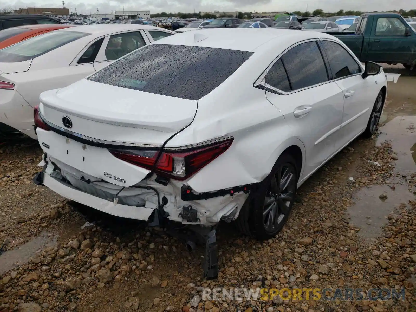 4 Фотография поврежденного автомобиля 58ABZ1B1XKU047885 LEXUS ES350 2019