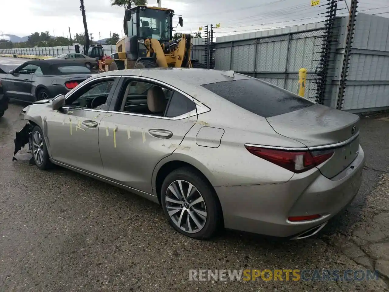 2 Photograph of a damaged car 58ABZ1B1XKU049748 LEXUS ES350 2019