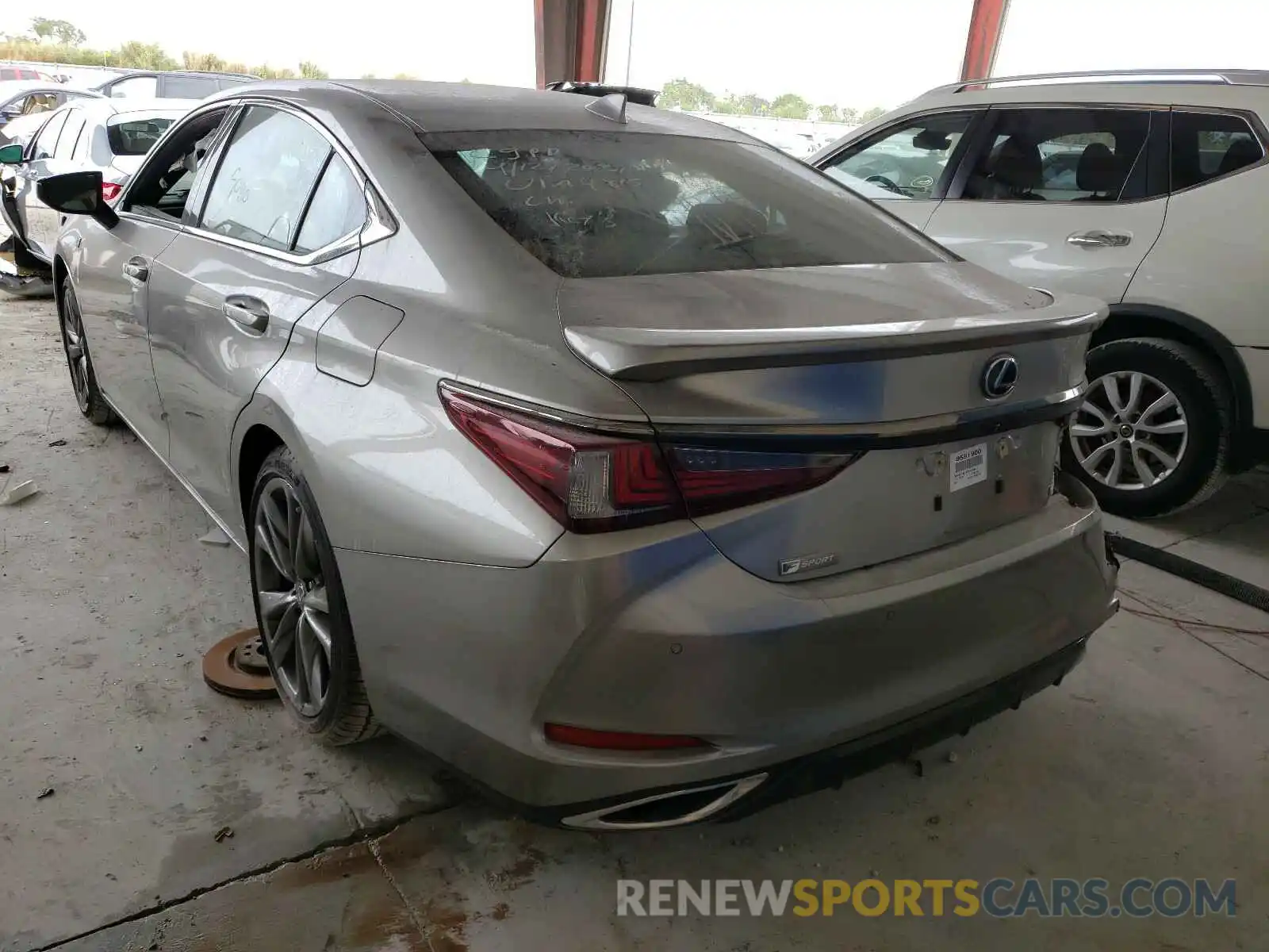 3 Photograph of a damaged car 58ABZ1B1XKU049815 LEXUS ES350 2019