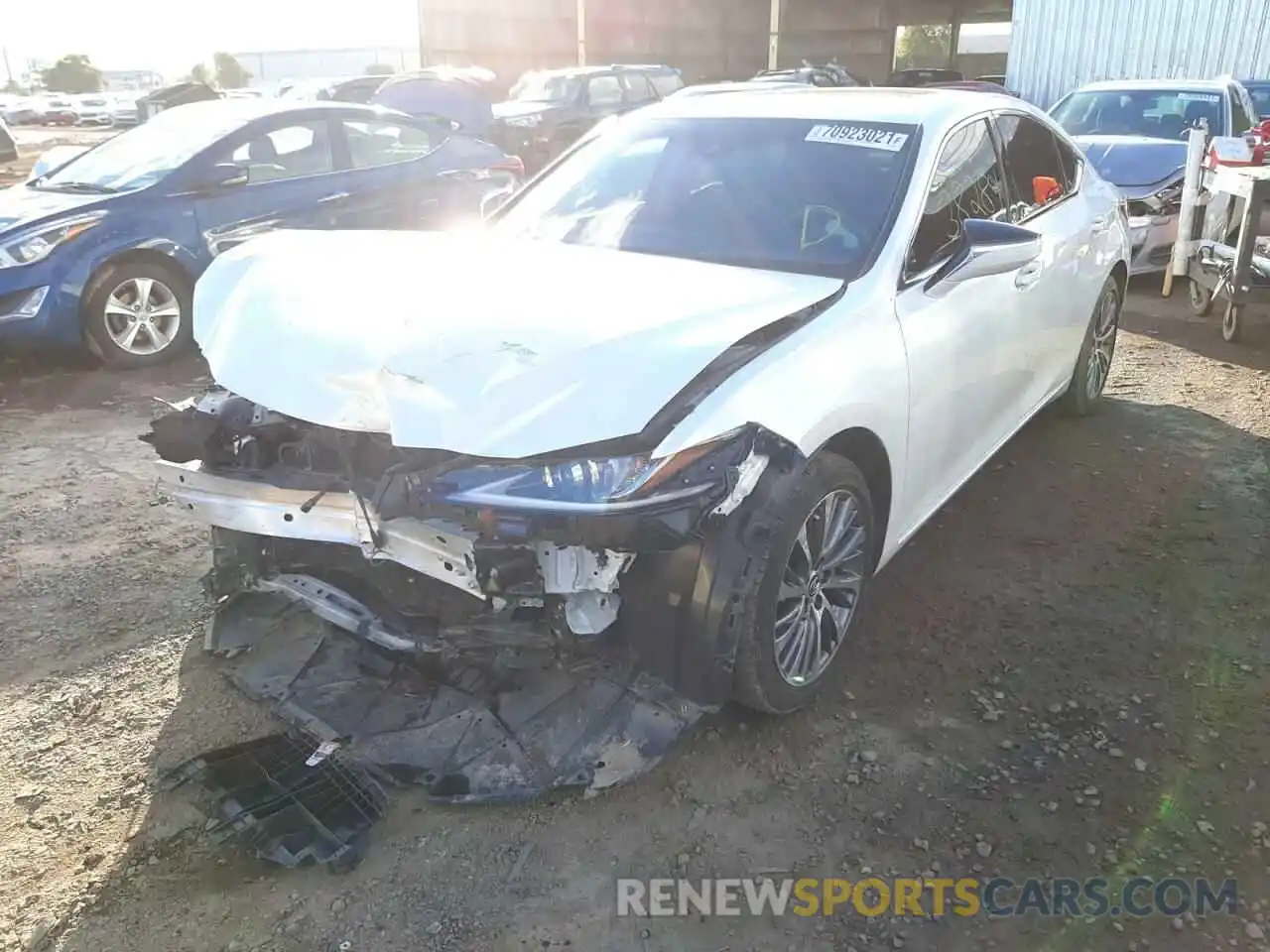 2 Photograph of a damaged car JTHBZ1B10K2004548 LEXUS ES350 2019