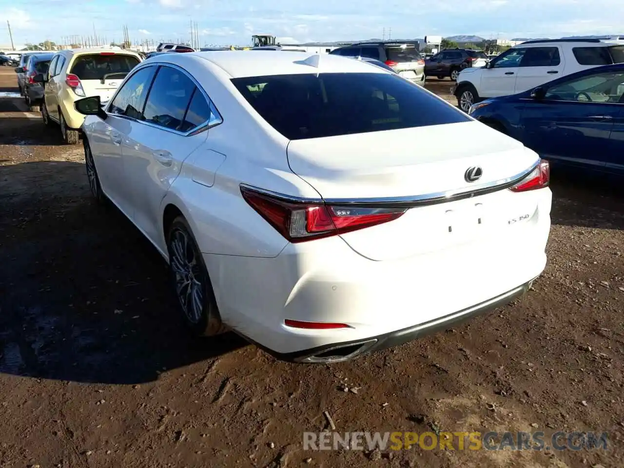 3 Photograph of a damaged car JTHBZ1B10K2004548 LEXUS ES350 2019