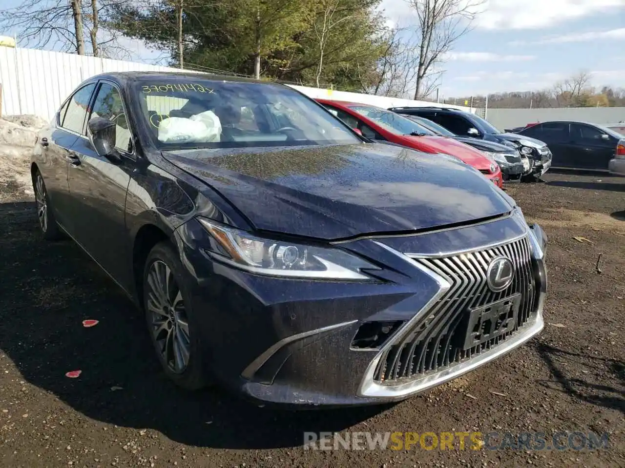 1 Photograph of a damaged car JTHBZ1B11K2001688 LEXUS ES350 2019