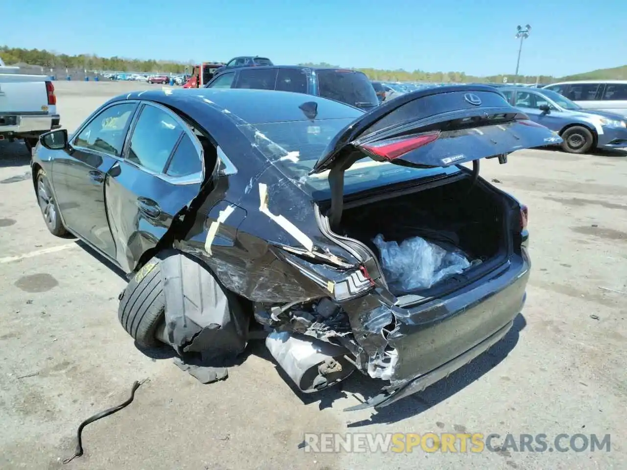 9 Photograph of a damaged car JTHBZ1B16K2003274 LEXUS ES350 2019